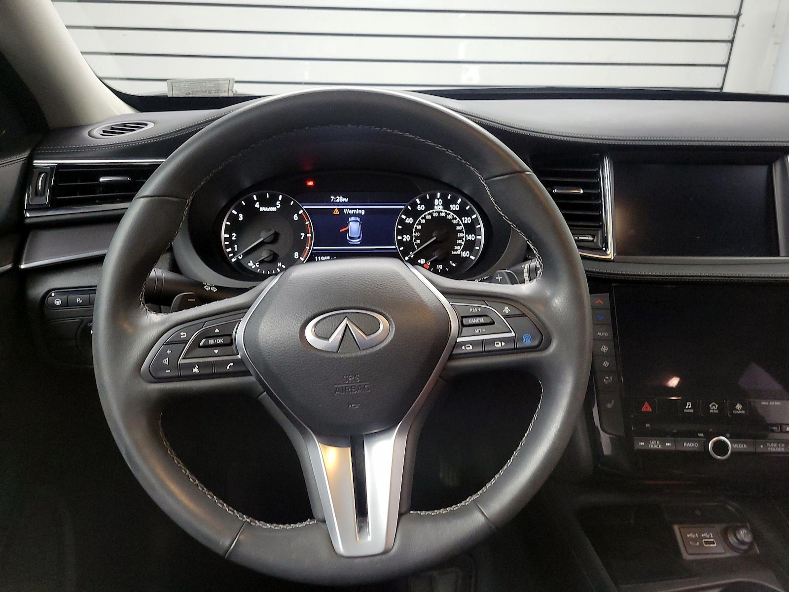 2023 INFINITI QX50 Luxe - Photo 11