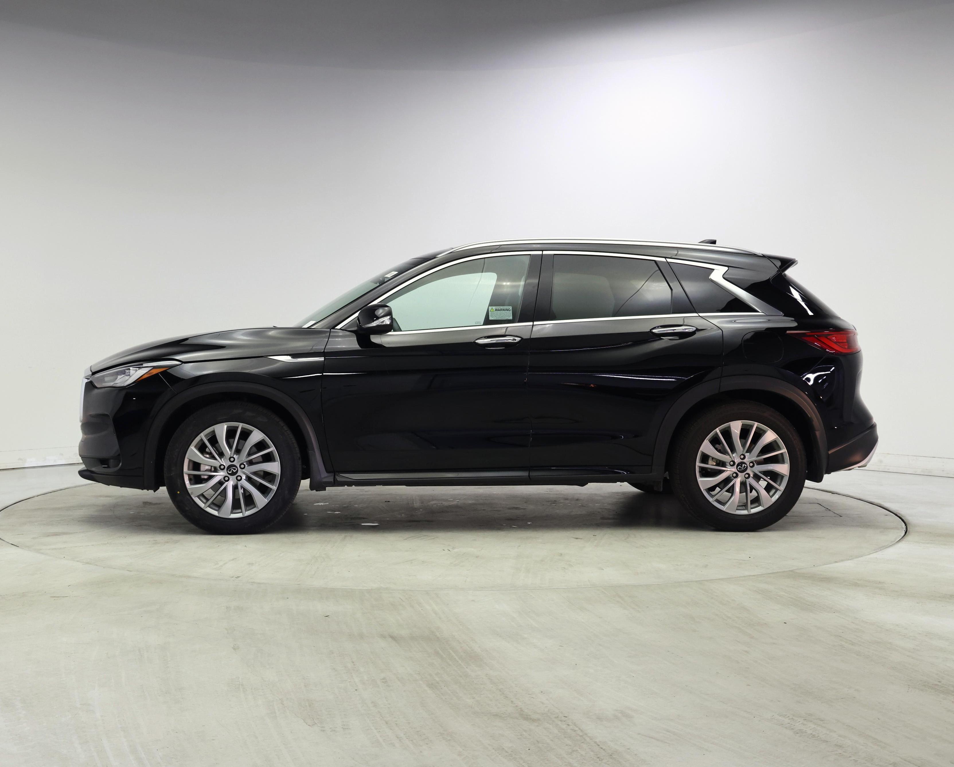 Thumbnail: 2023 INFINITI QX50 - 3
