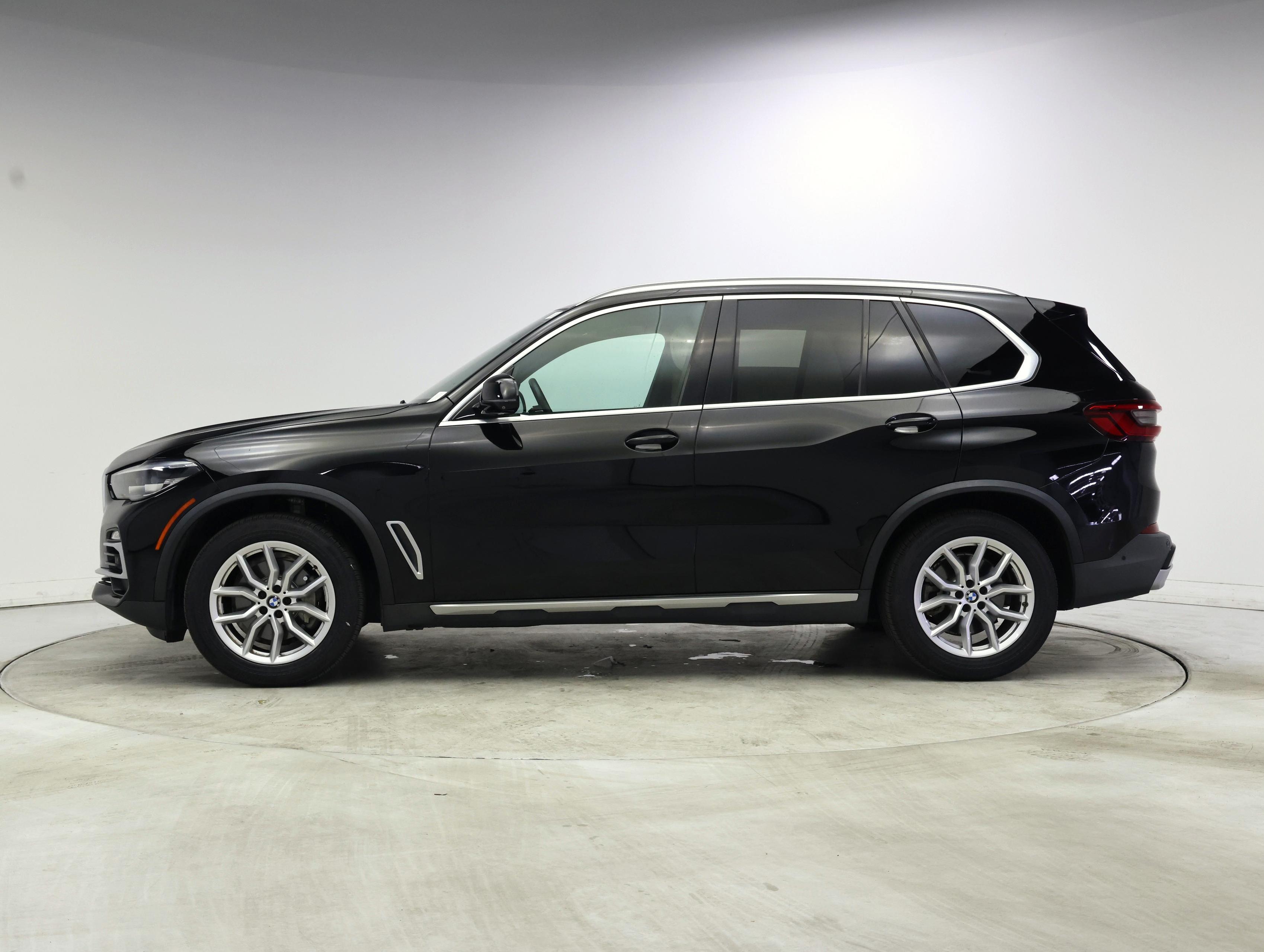 Thumbnail: 2020 BMW X5 - 3