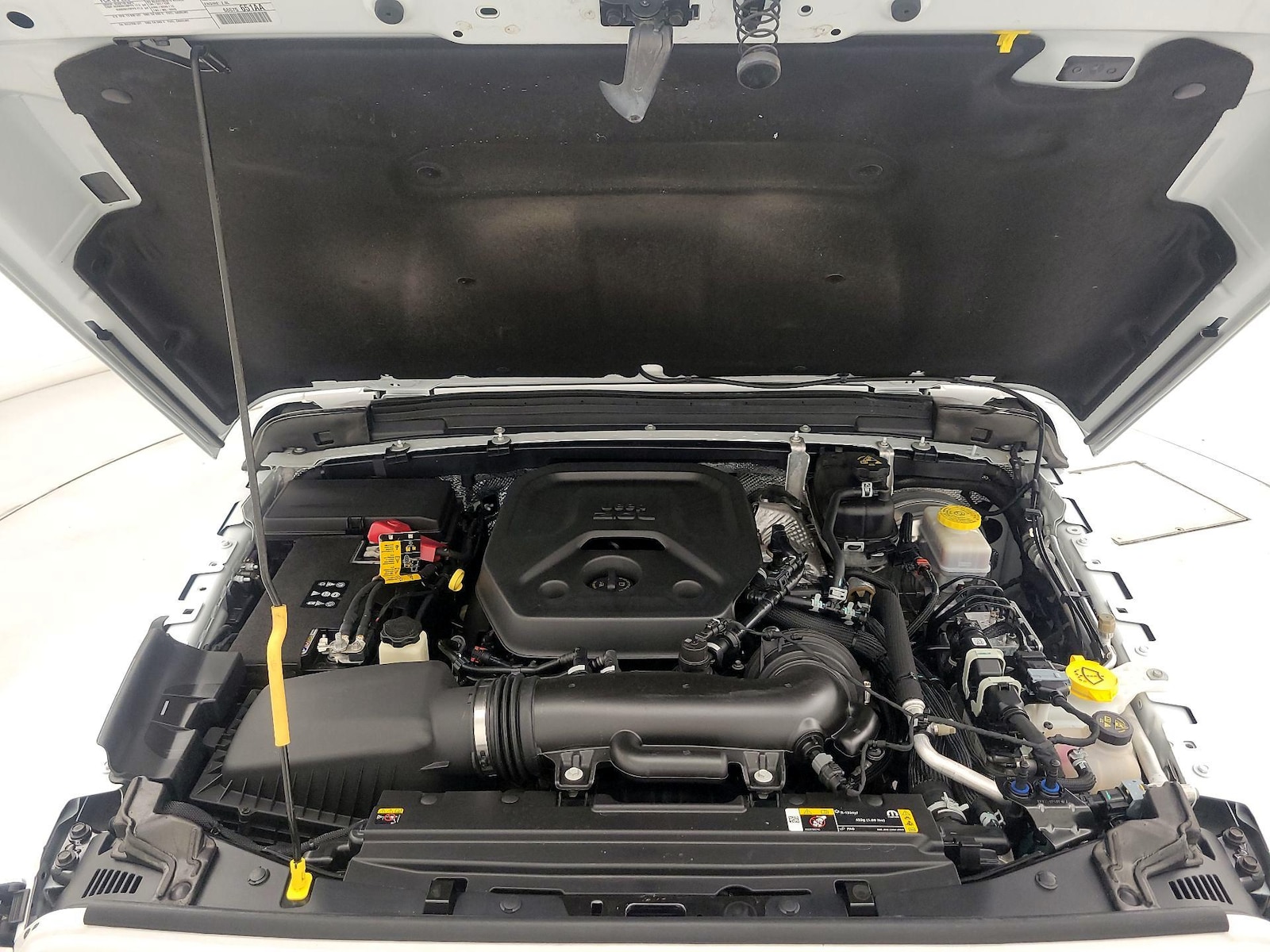 2025 Jeep Wrangler 4-Door Sahara - Photo 22