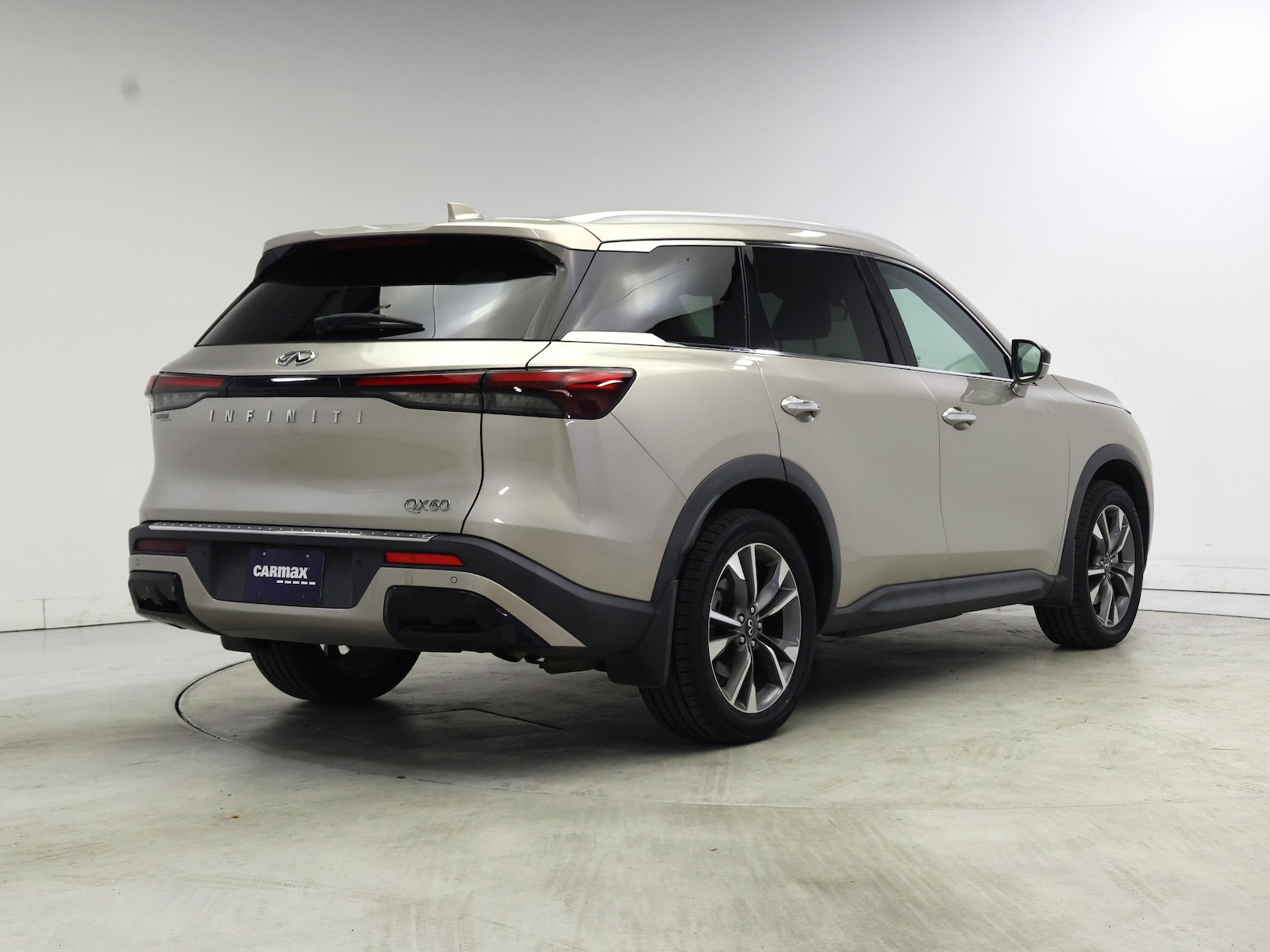 2023 INFINITI QX60 LUXE - Photo 9