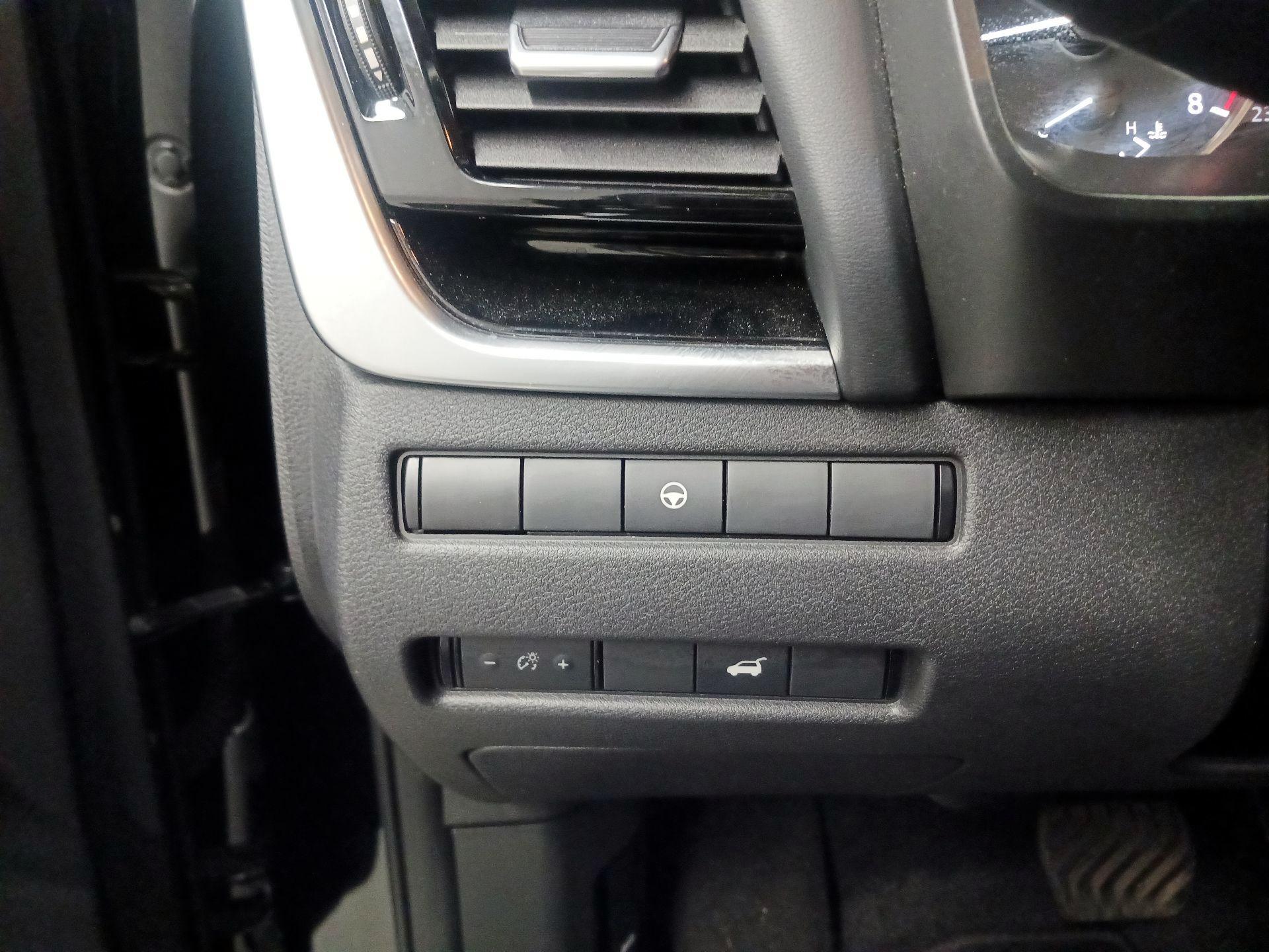 Thumbnail: 2023 Nissan Rogue - 13