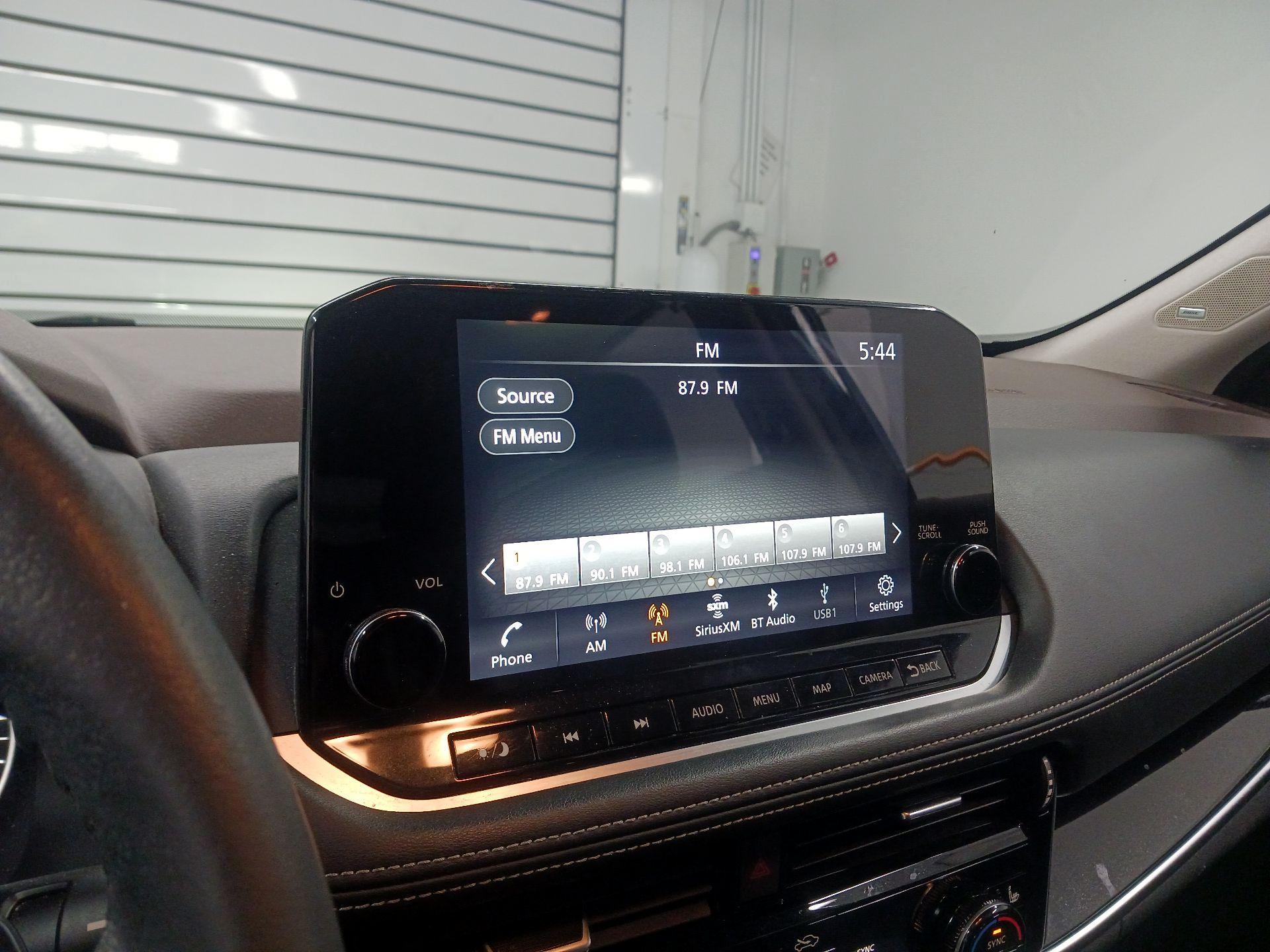 Thumbnail: 2023 Nissan Rogue - 15