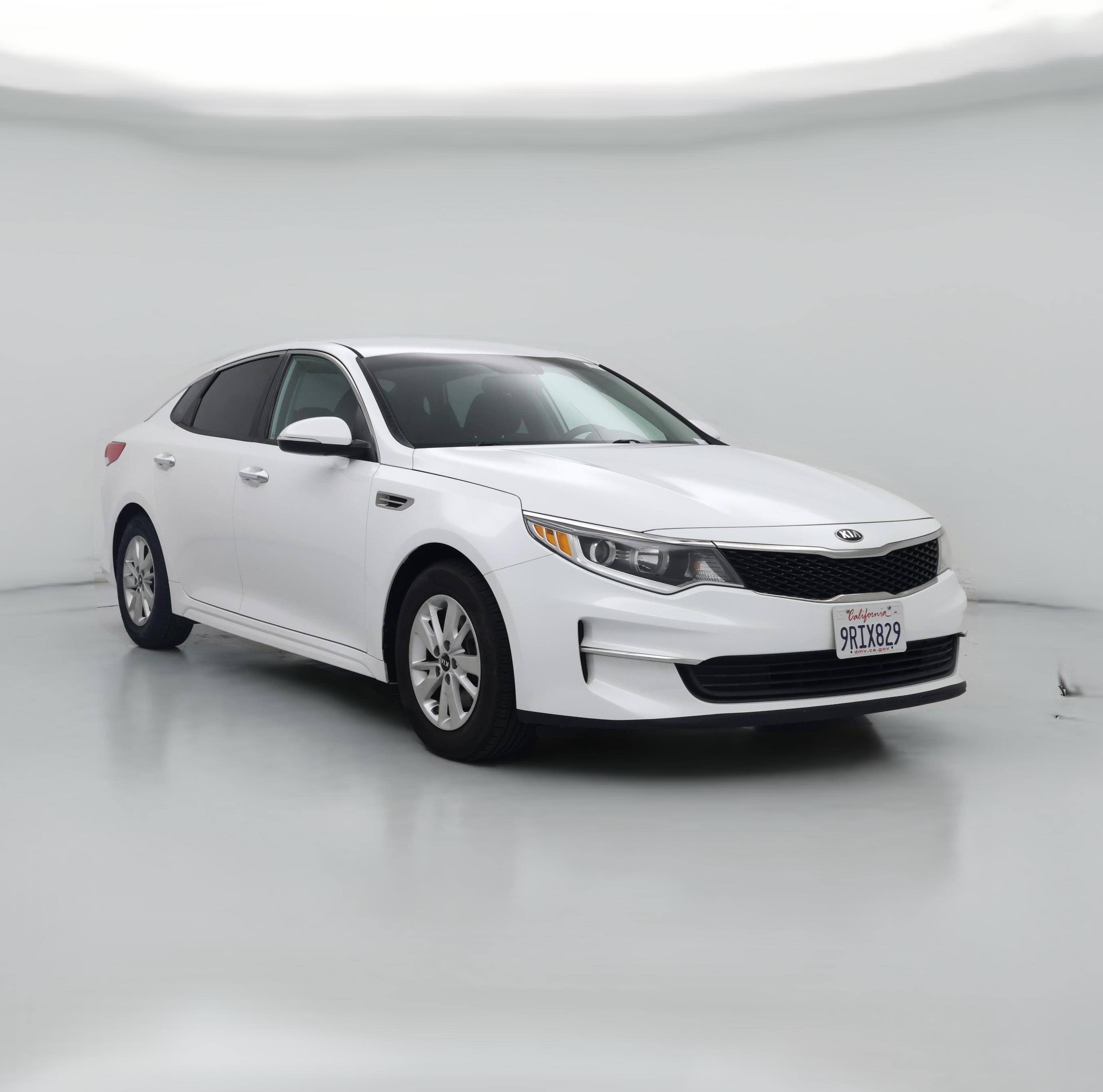 Thumbnail: 2017 Kia Optima - 1