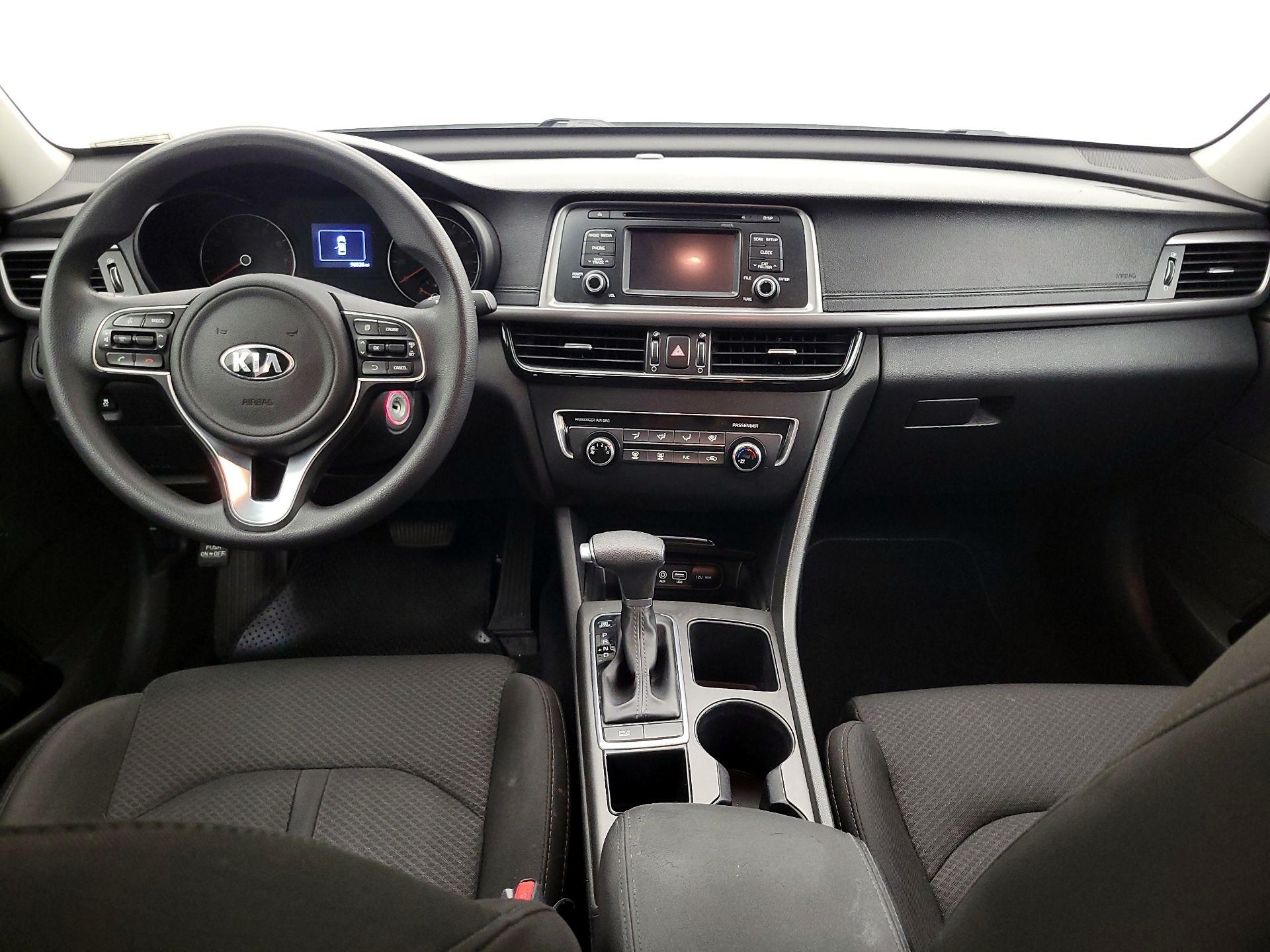 Thumbnail: 2017 Kia Optima - 9