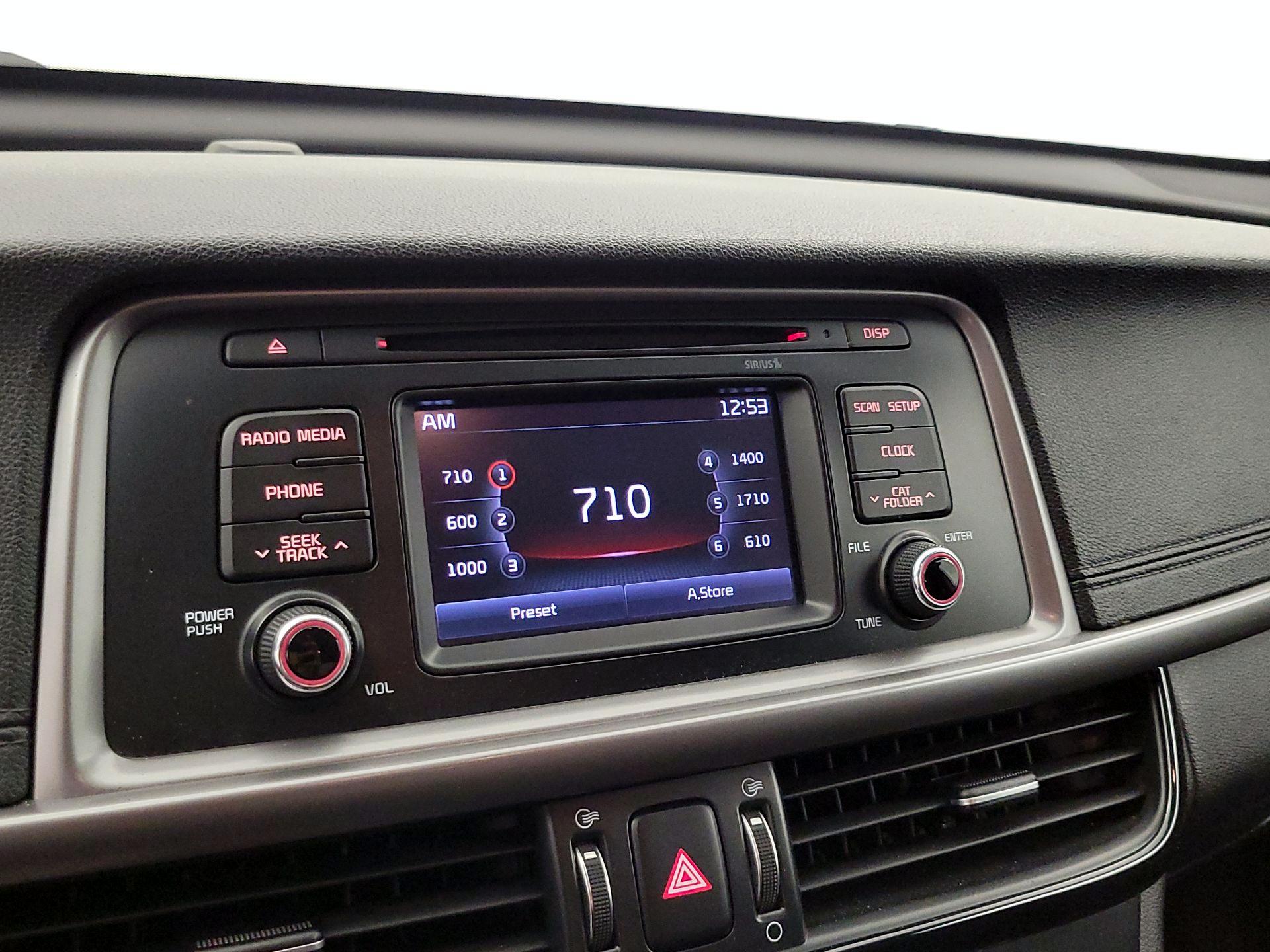 Thumbnail: 2017 Kia Optima - 14