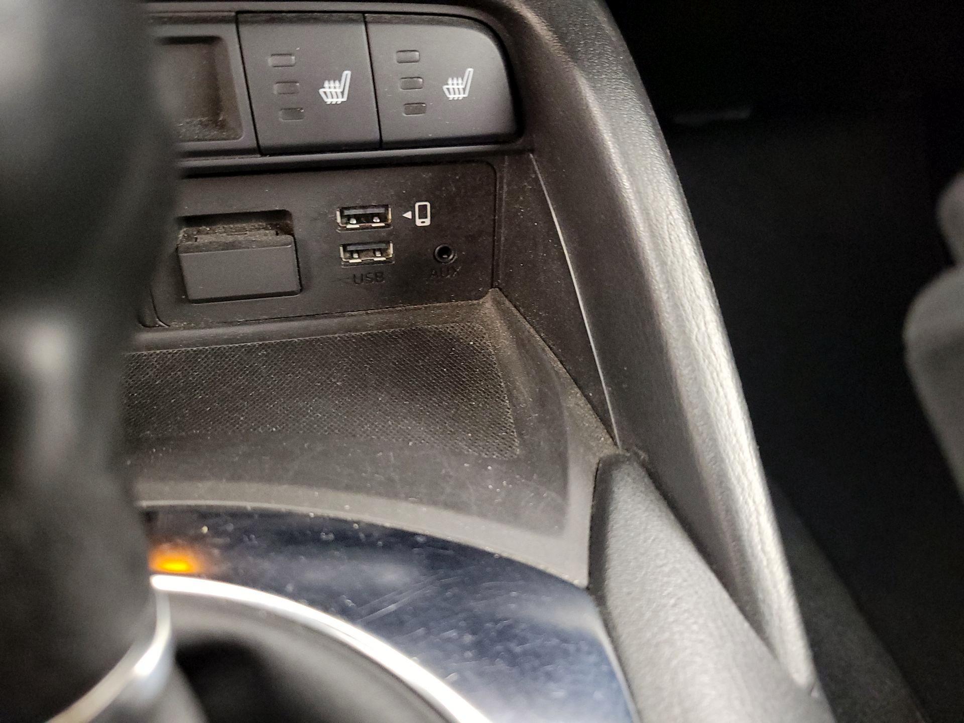 Thumbnail: 2020 Mazda MX-5 Miata - 18