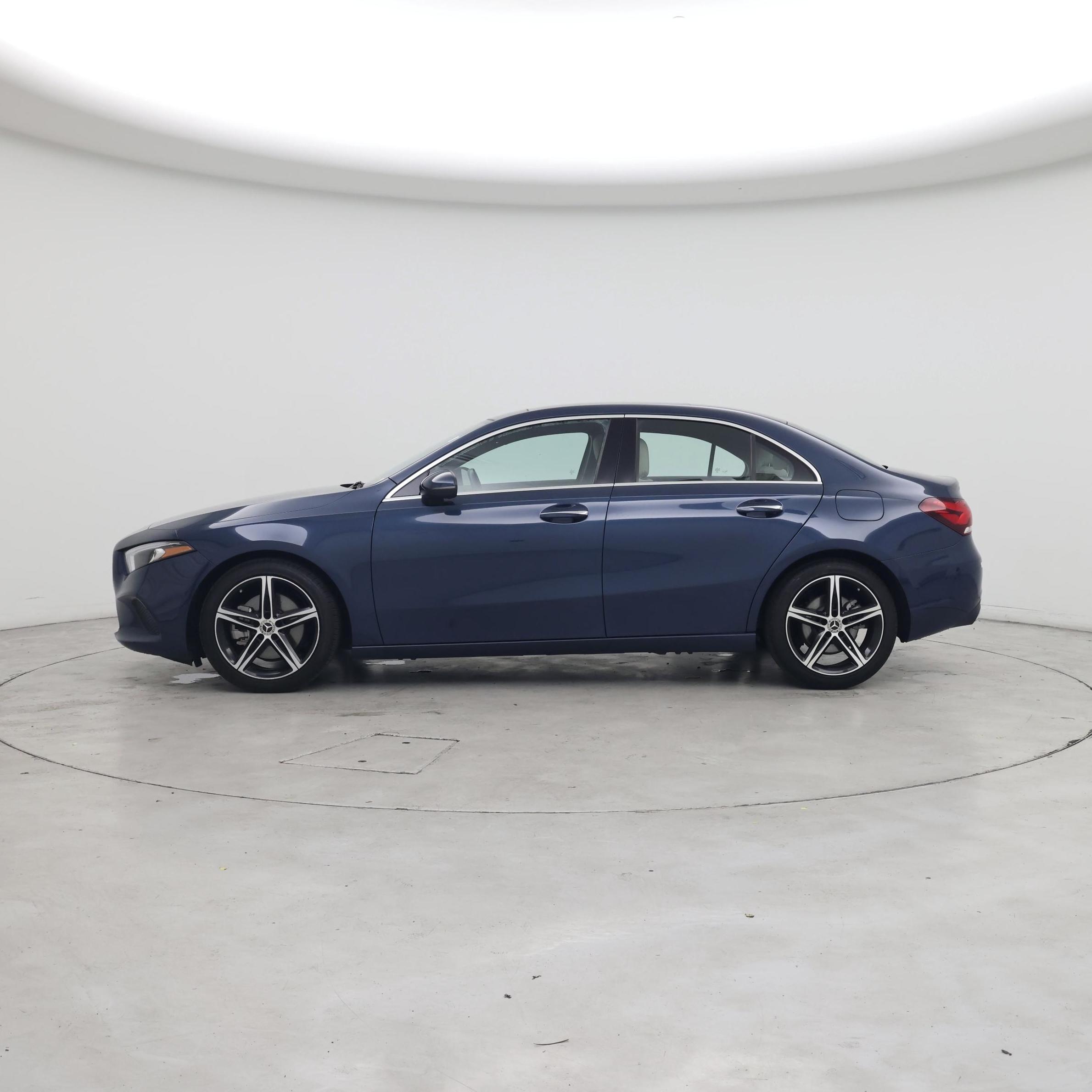 Thumbnail: 2022 Mercedes-Benz A-Class - 3