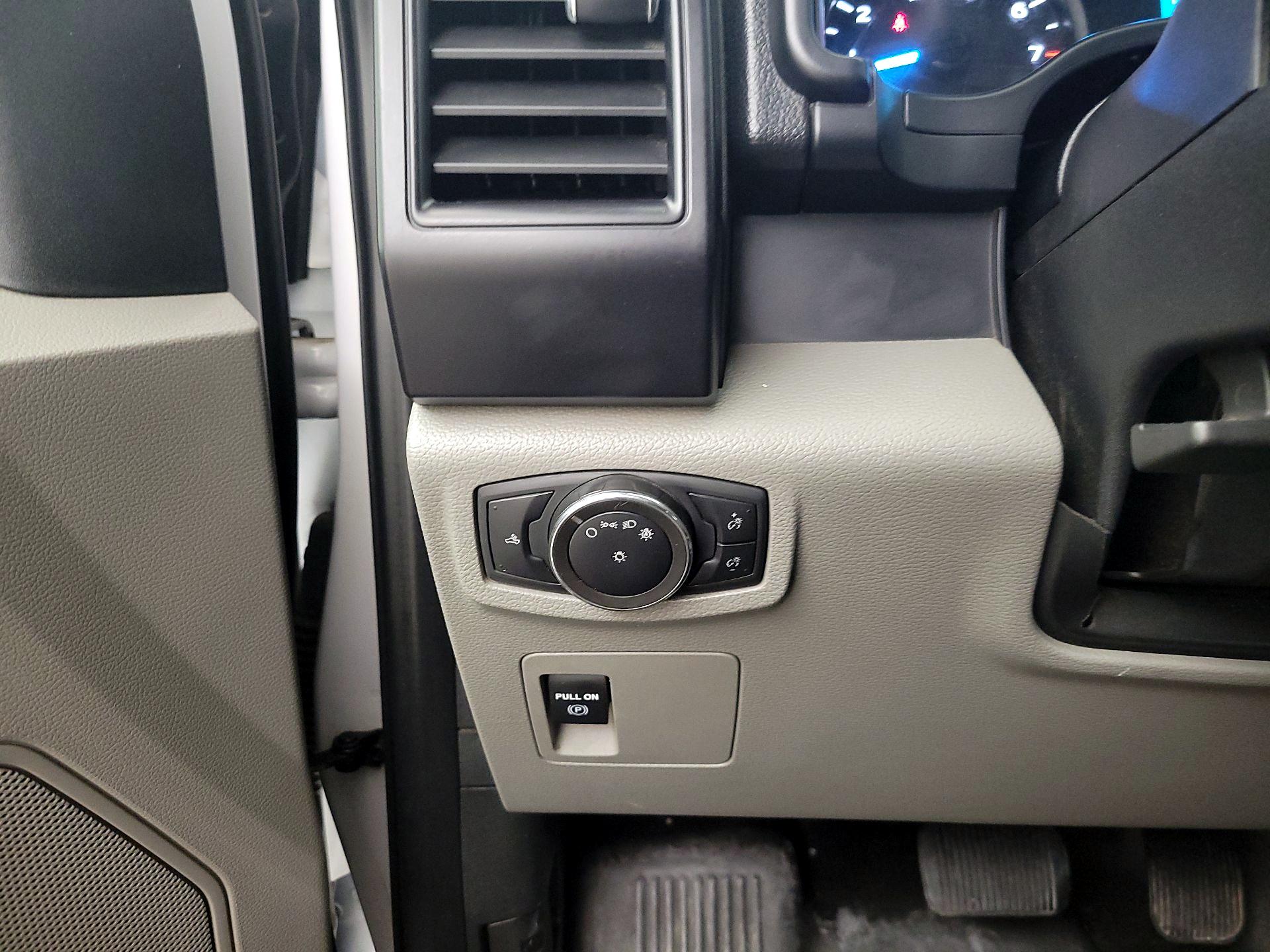 Thumbnail: 2020 Ford F-150 - 13
