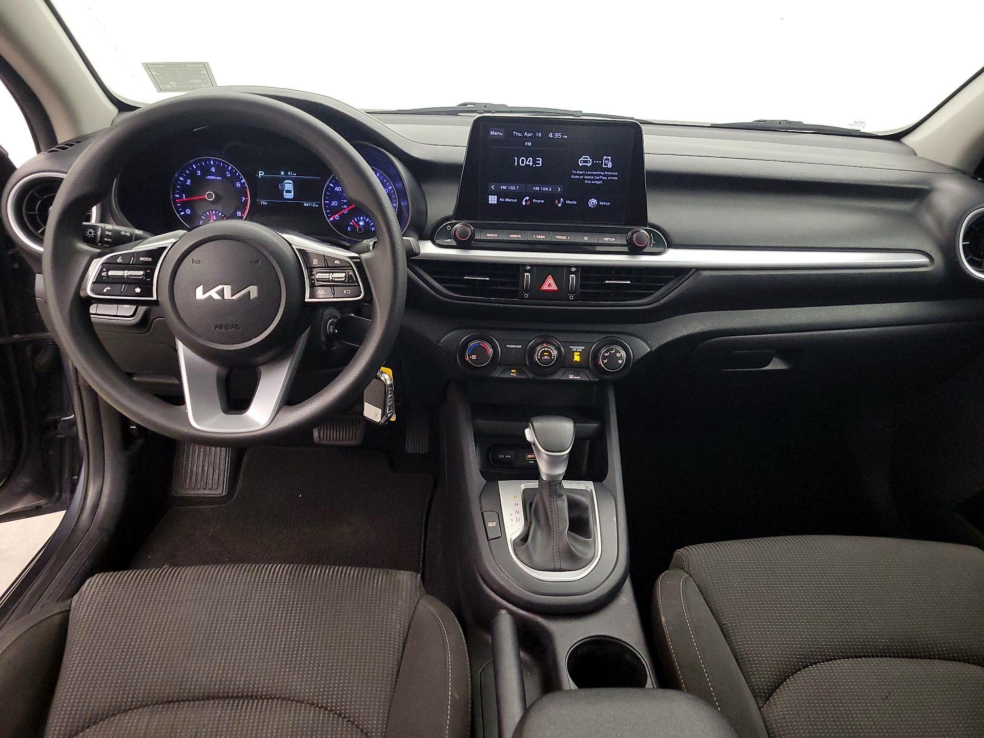 Thumbnail: 2023 Kia Forte - 9