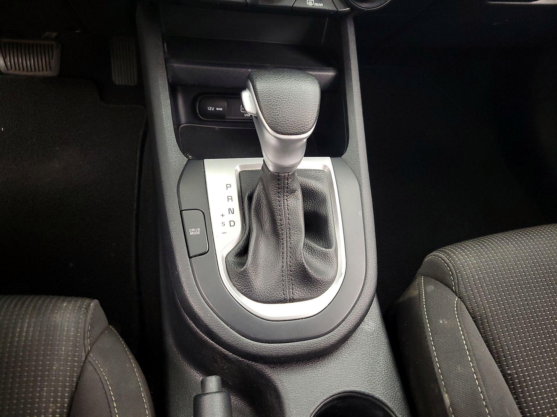 Thumbnail: 2023 Kia Forte - 17