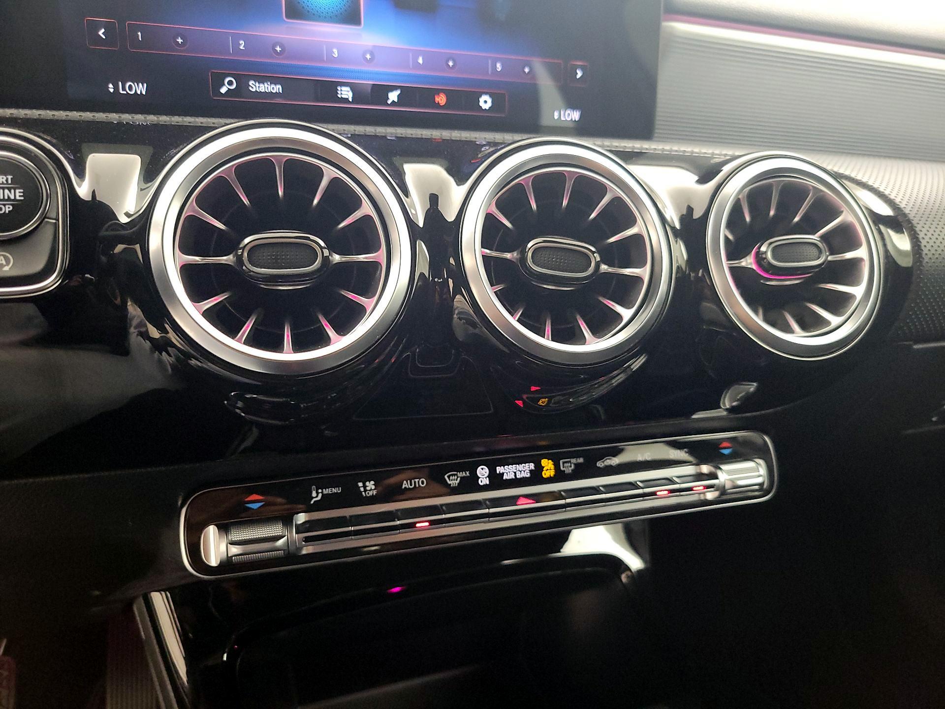 Thumbnail: 2022 Mercedes-Benz A-Class - 16