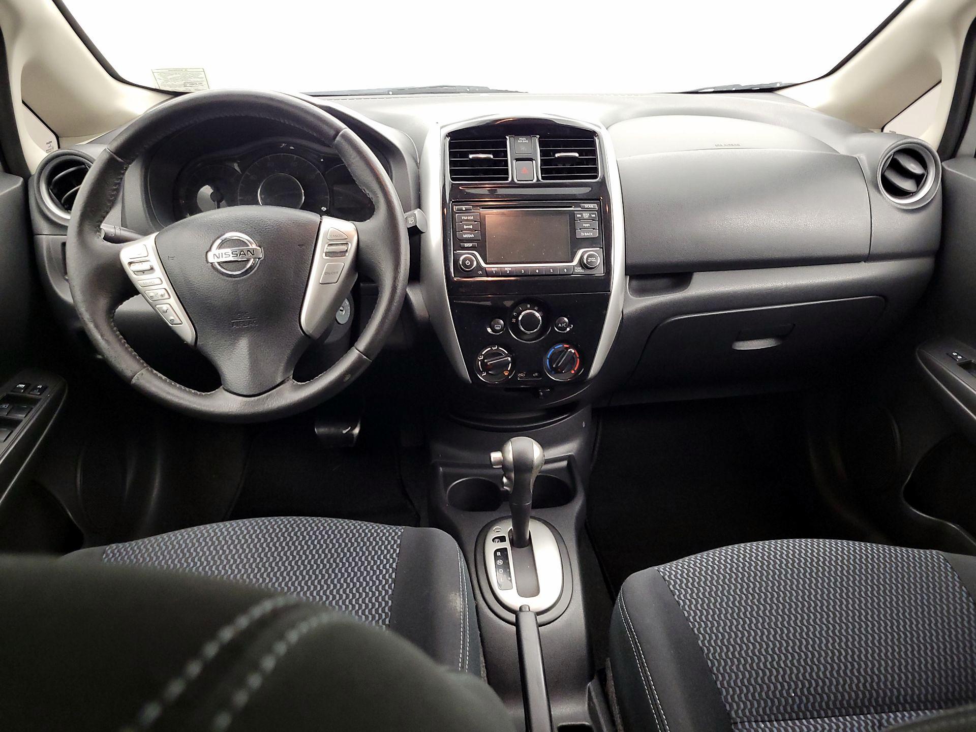 Thumbnail: 2016 Nissan Versa Note - 9