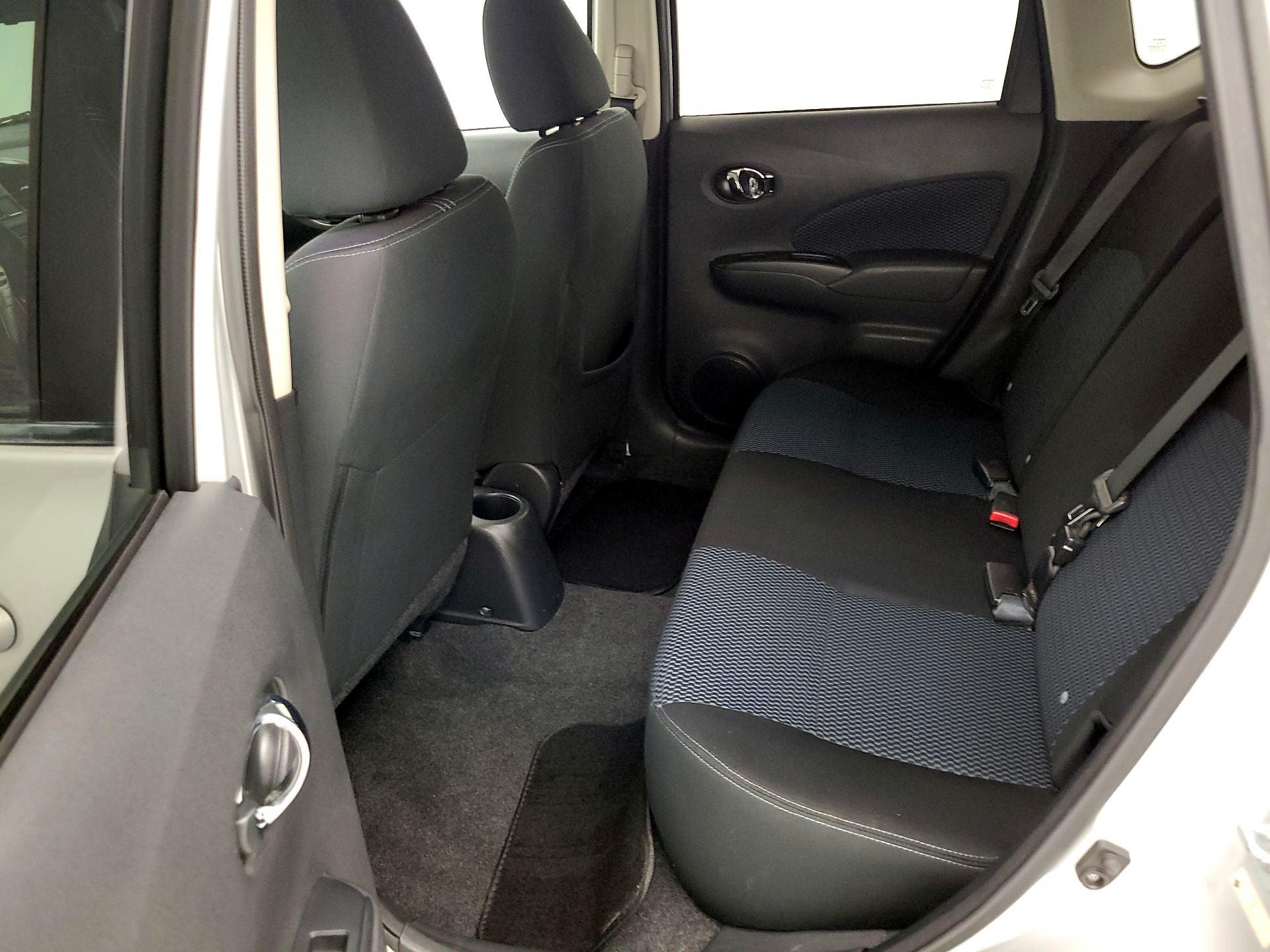 Thumbnail: 2016 Nissan Versa Note - 17