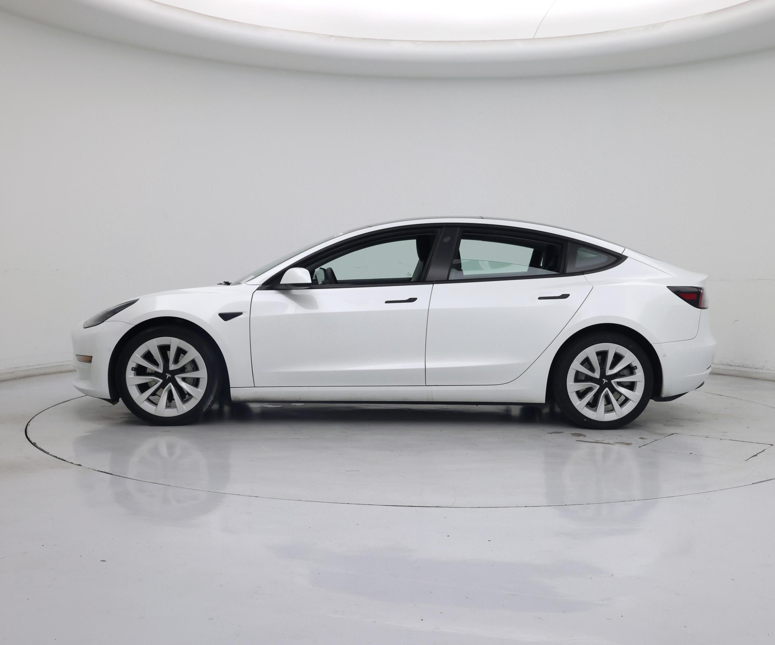 Thumbnail: 2022 Tesla Model 3 - 3