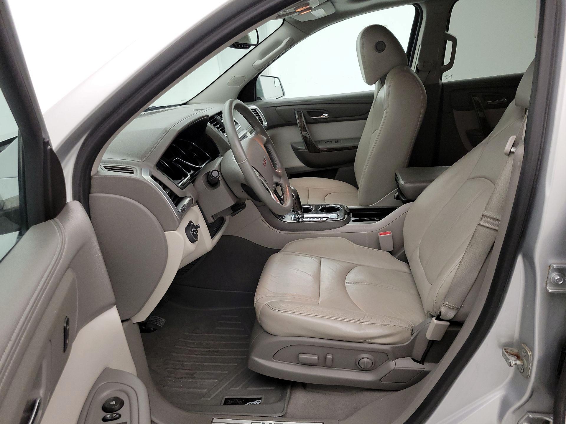 Thumbnail: 2015 GMC Acadia - 11