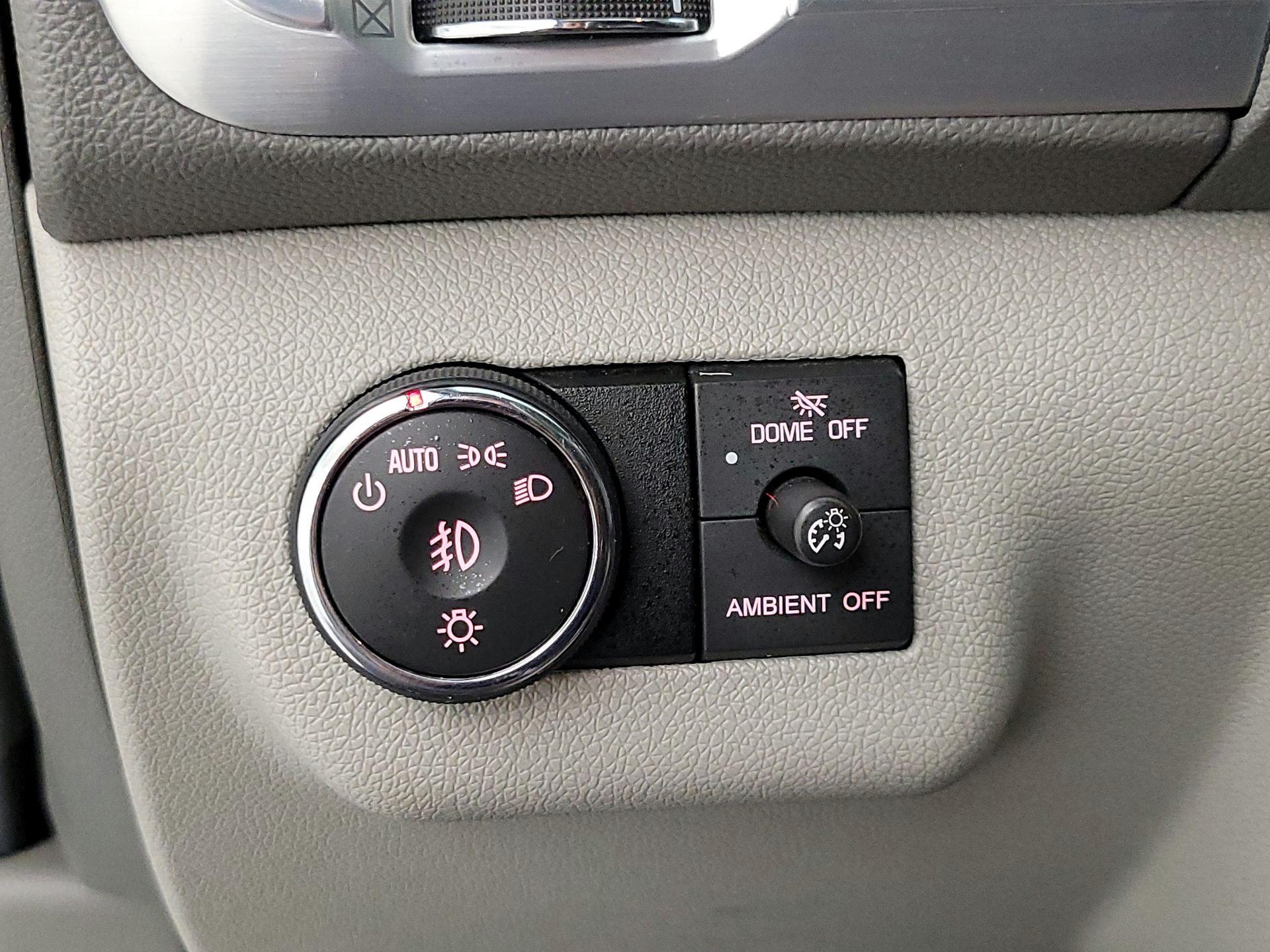 Thumbnail: 2015 GMC Acadia - 13