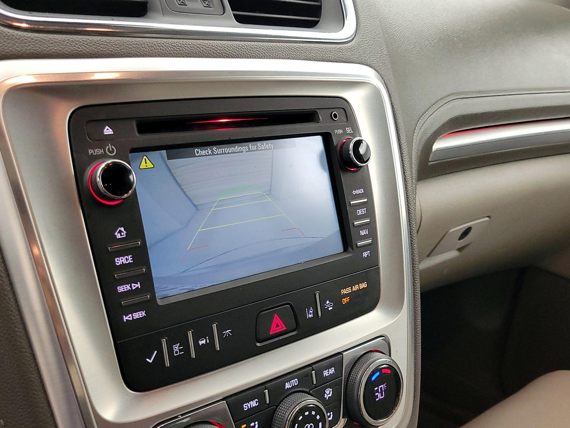 Thumbnail: 2015 GMC Acadia - 14
