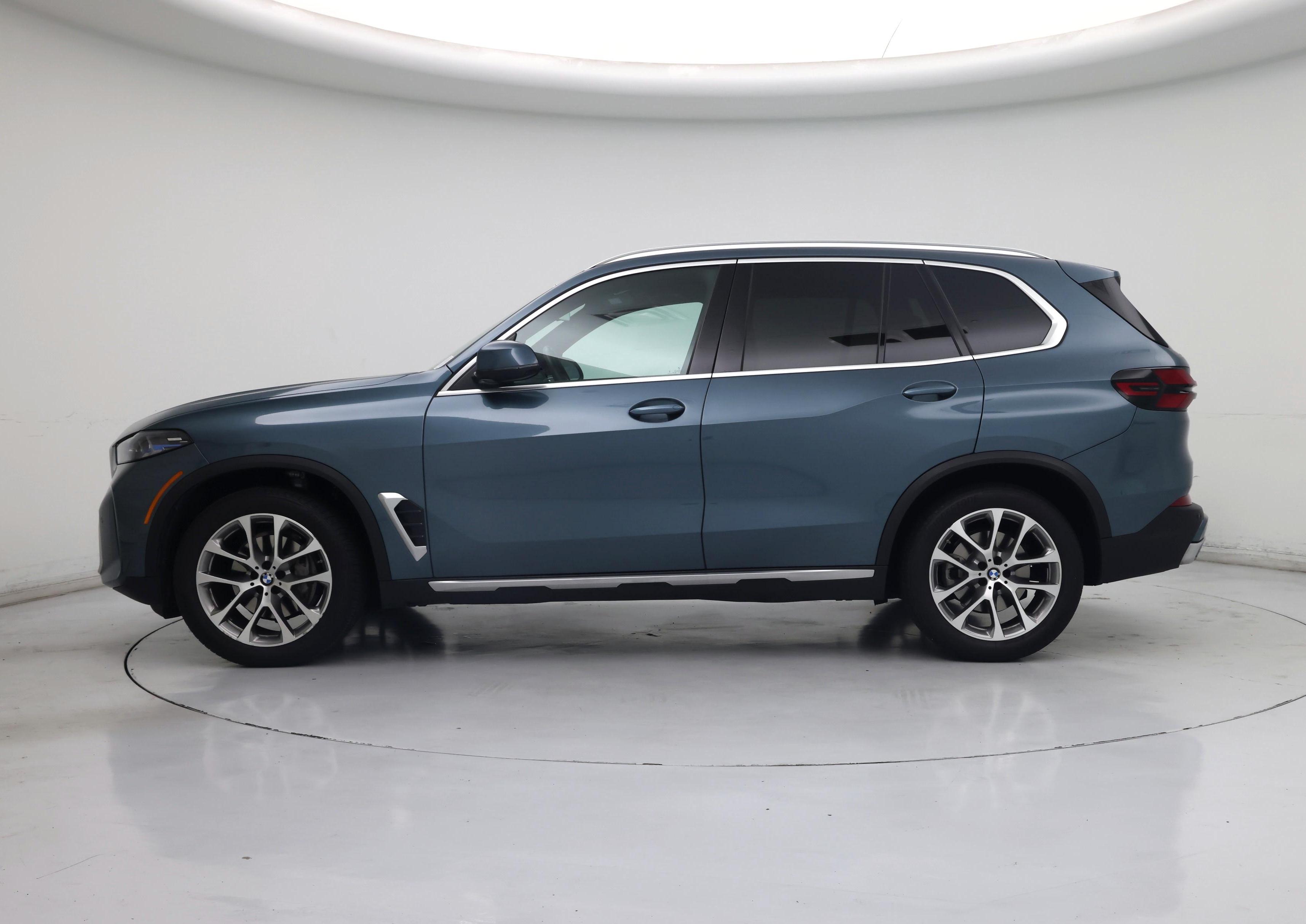 Thumbnail: 2024 BMW X5 - 3