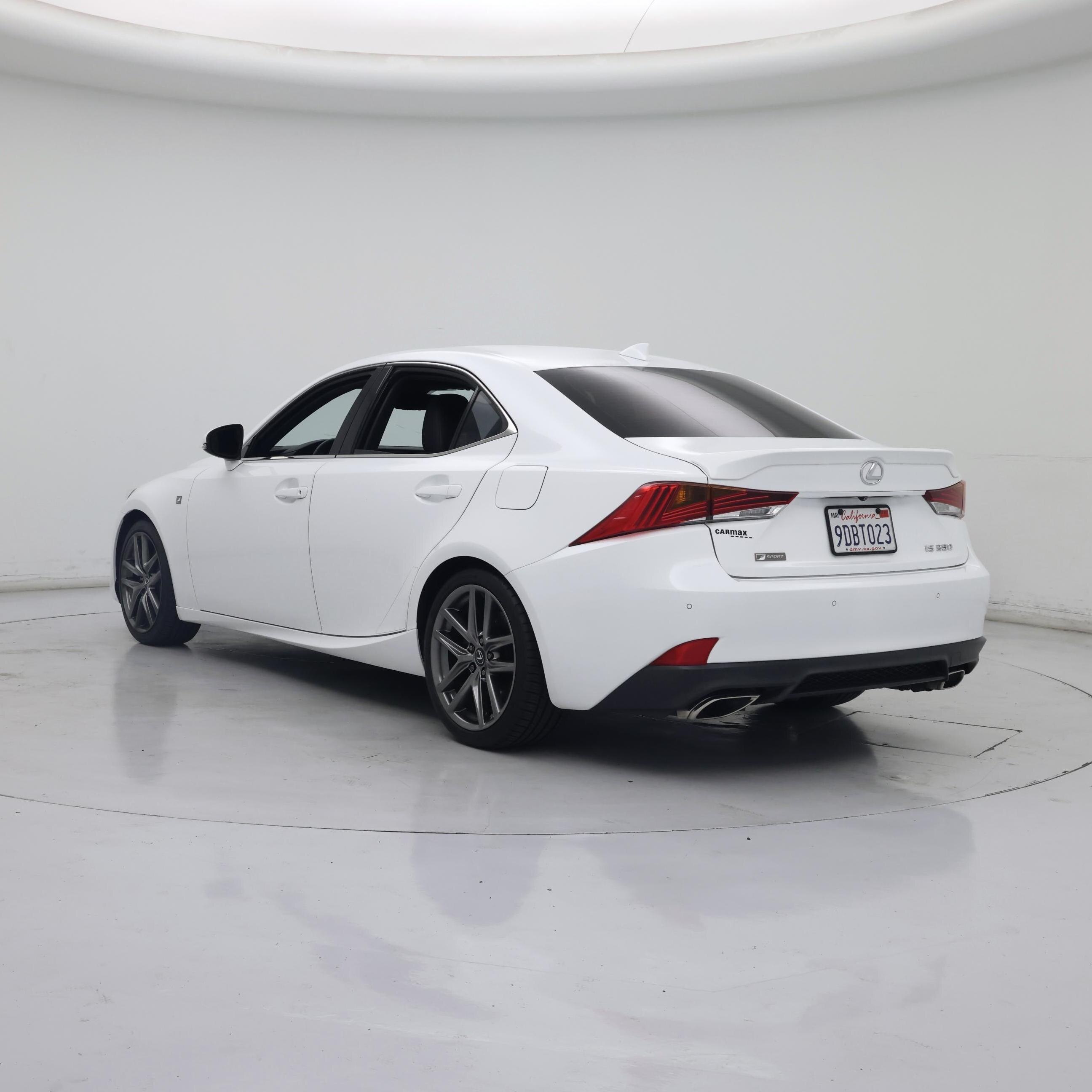 Thumbnail: 2020 Lexus IS - 2