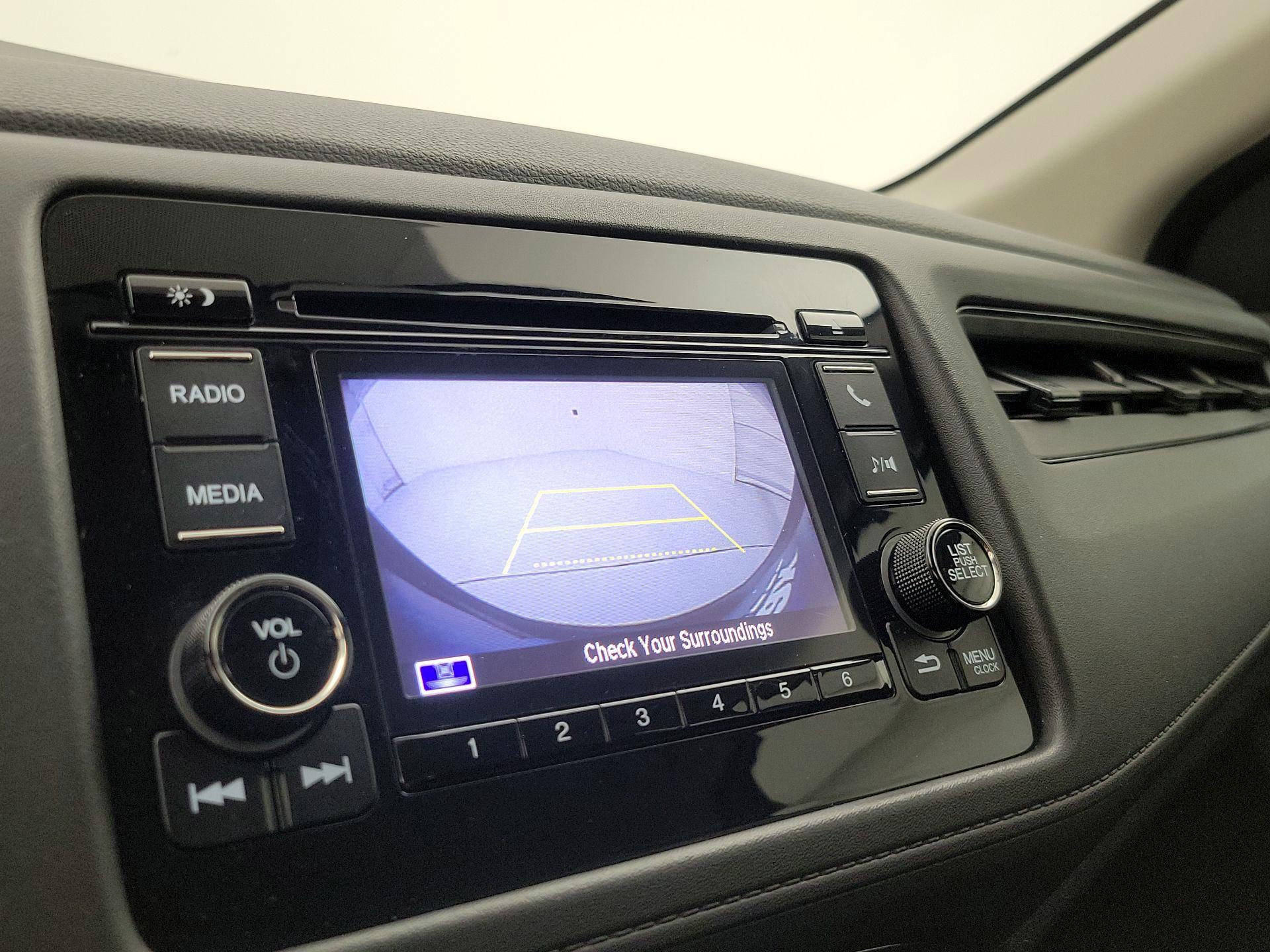 Thumbnail: 2019 Honda HR-V - 14