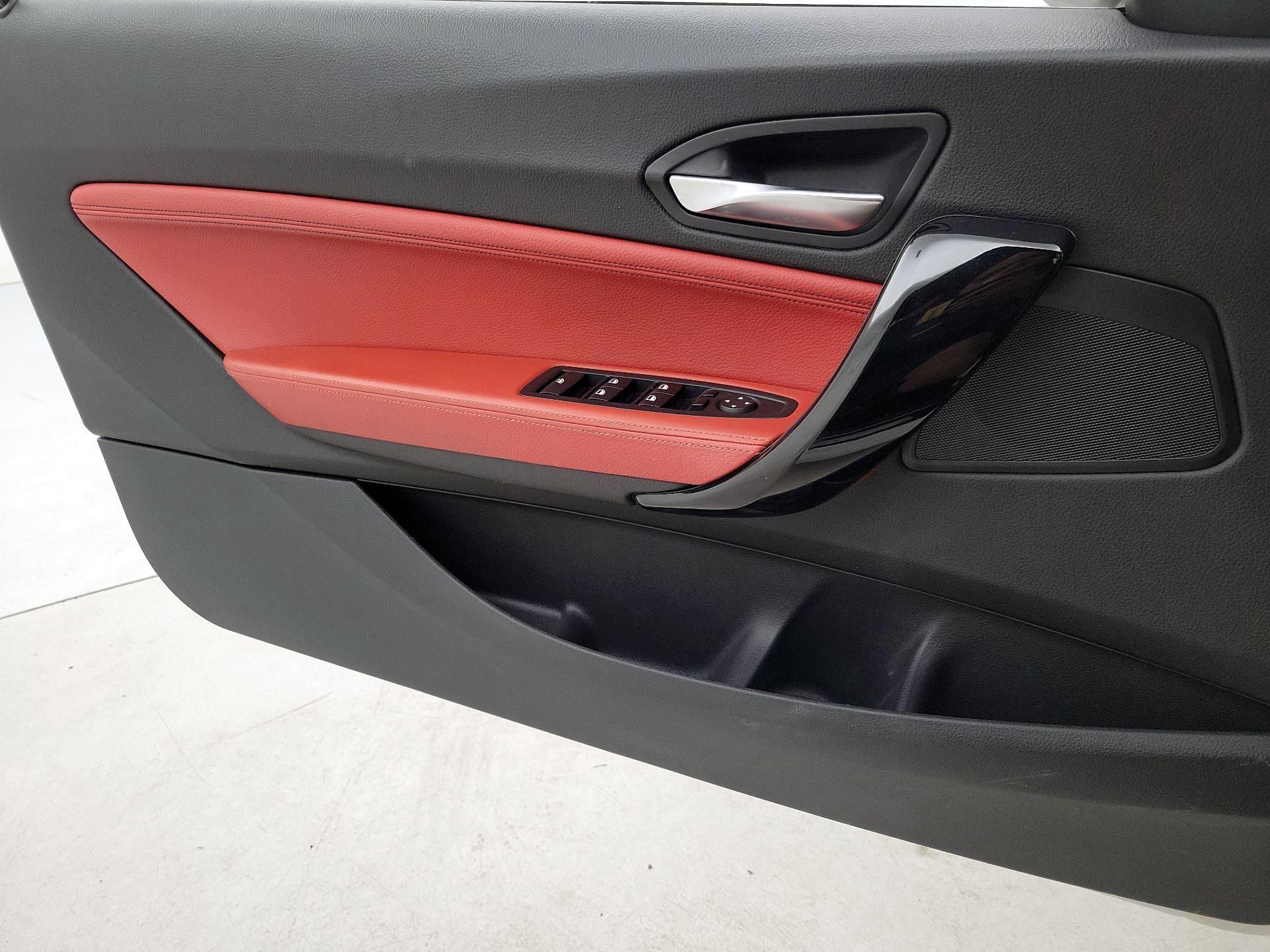 Thumbnail: 2015 BMW 2 Series - 12