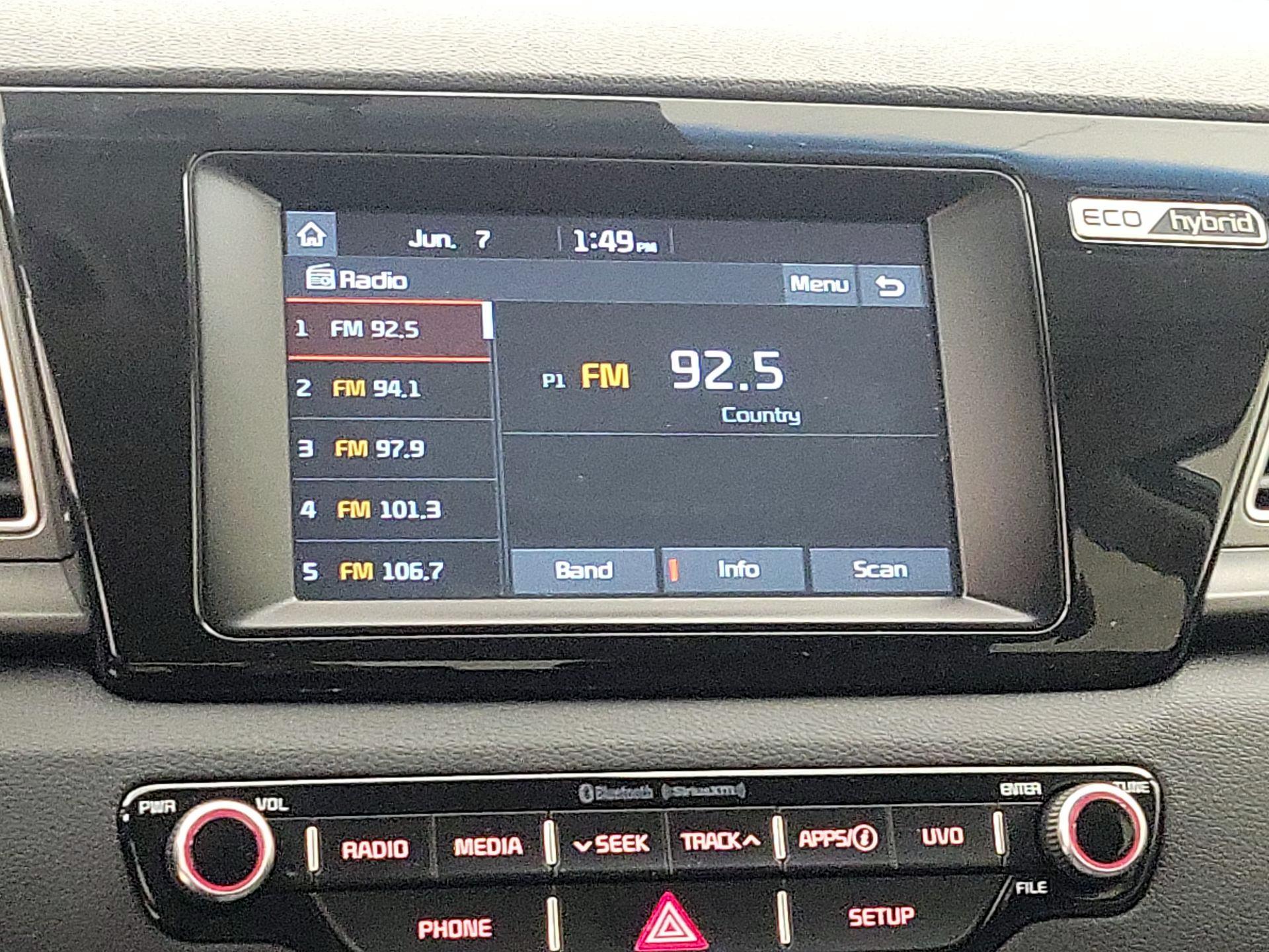 Thumbnail: 2019 Kia Niro - 15