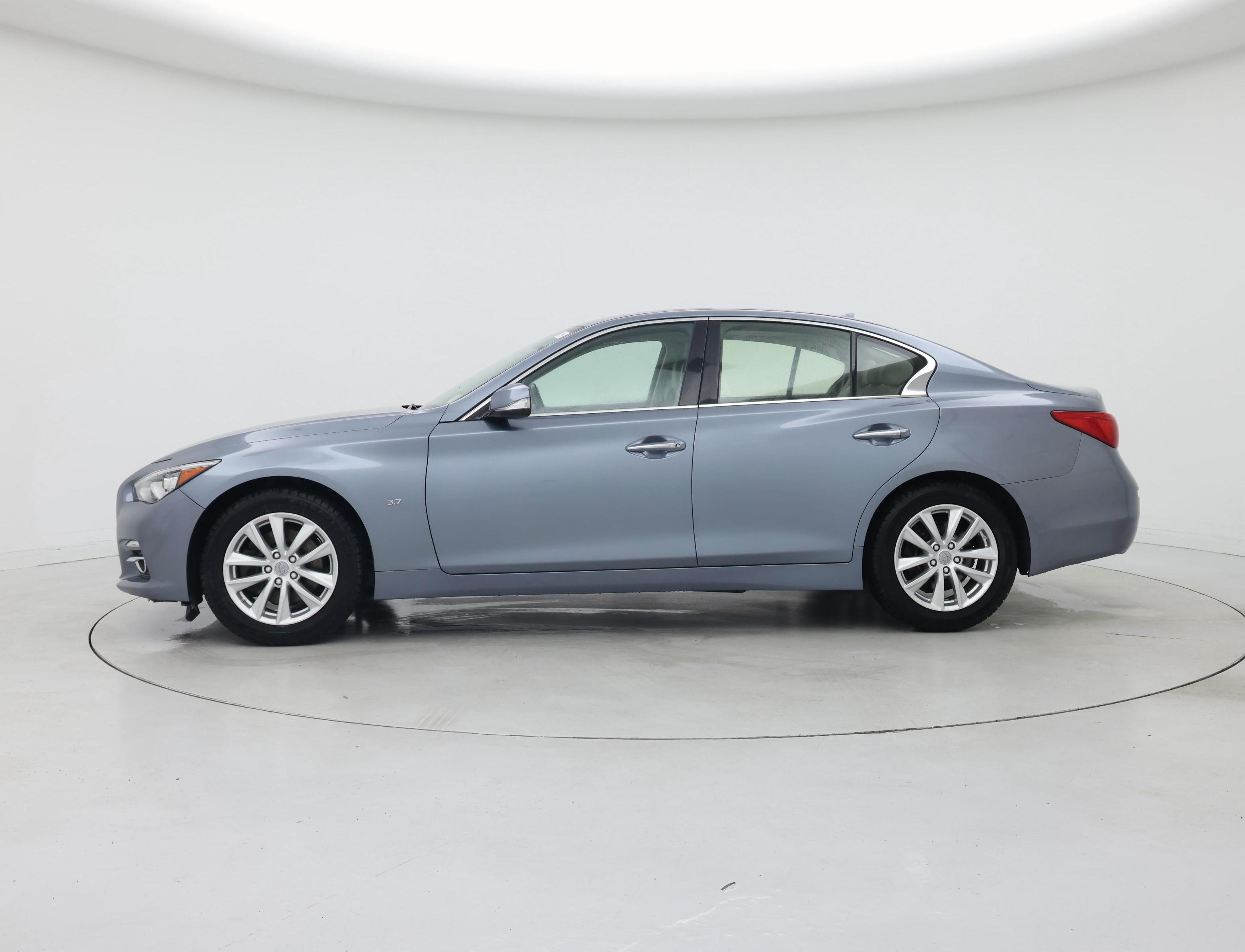 Thumbnail: 2015 INFINITI Q50 - 3