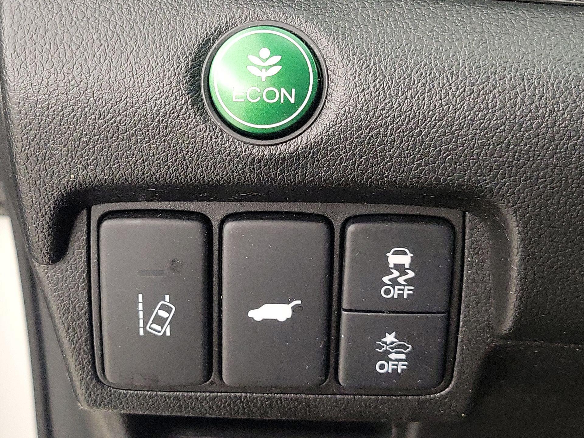 Thumbnail: 2015 Honda CR-V - 13