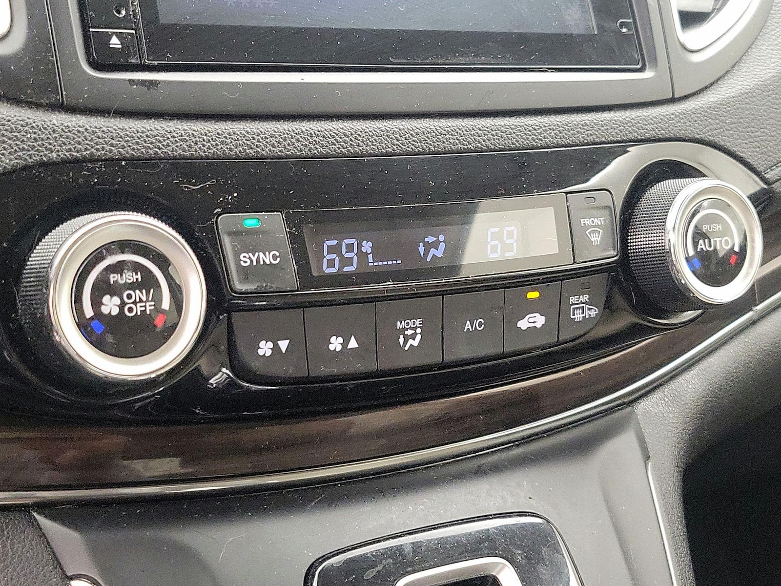 2015 Honda CR-V Touring - Photo 18