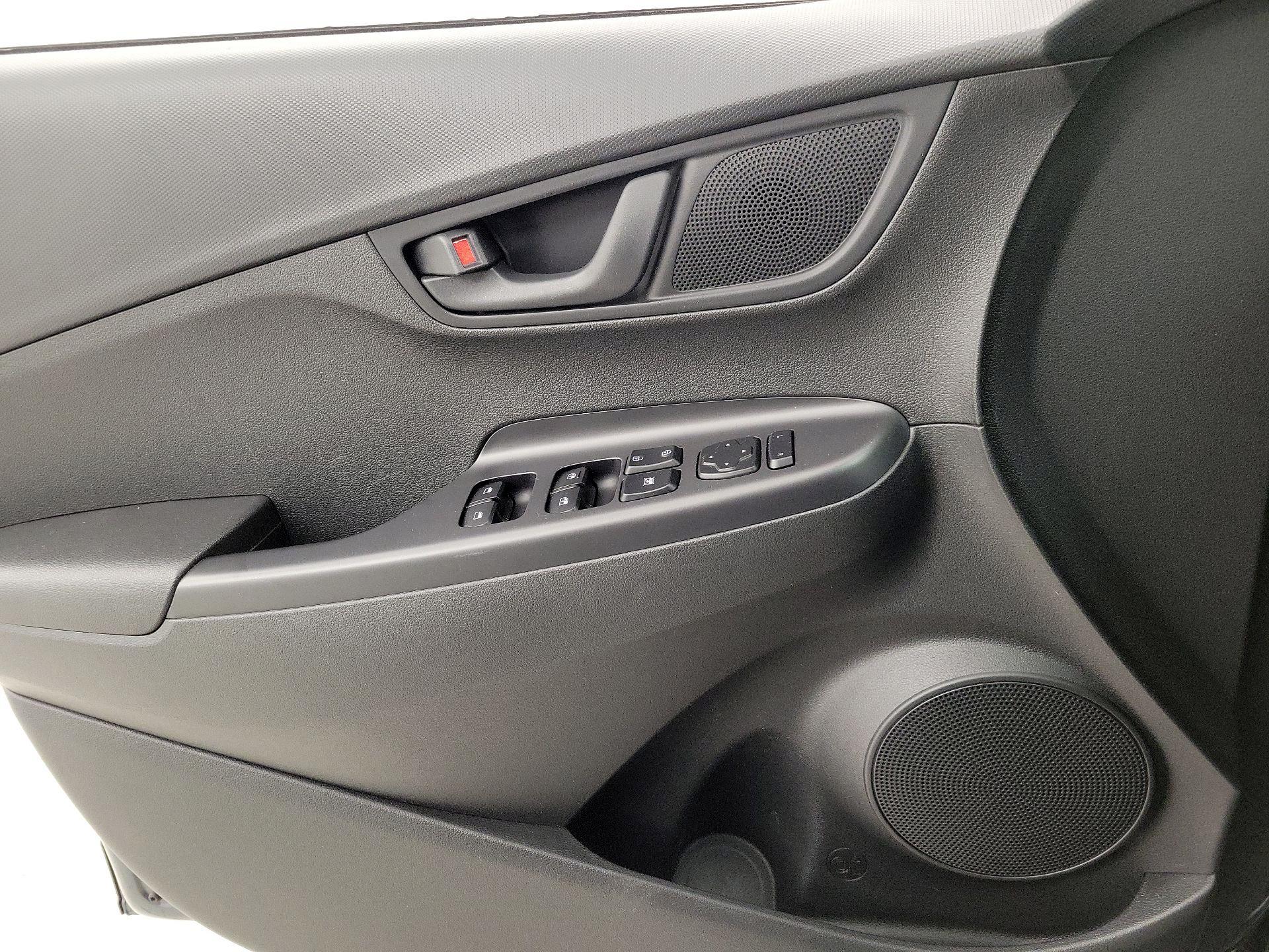 Thumbnail: 2019 Hyundai Kona - 12