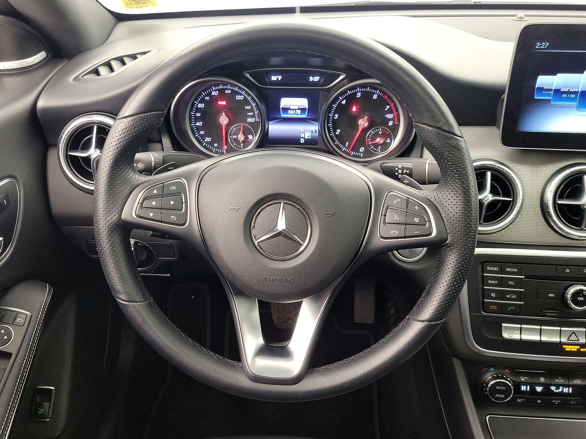 Thumbnail: 2019 Mercedes-Benz CLA - 10