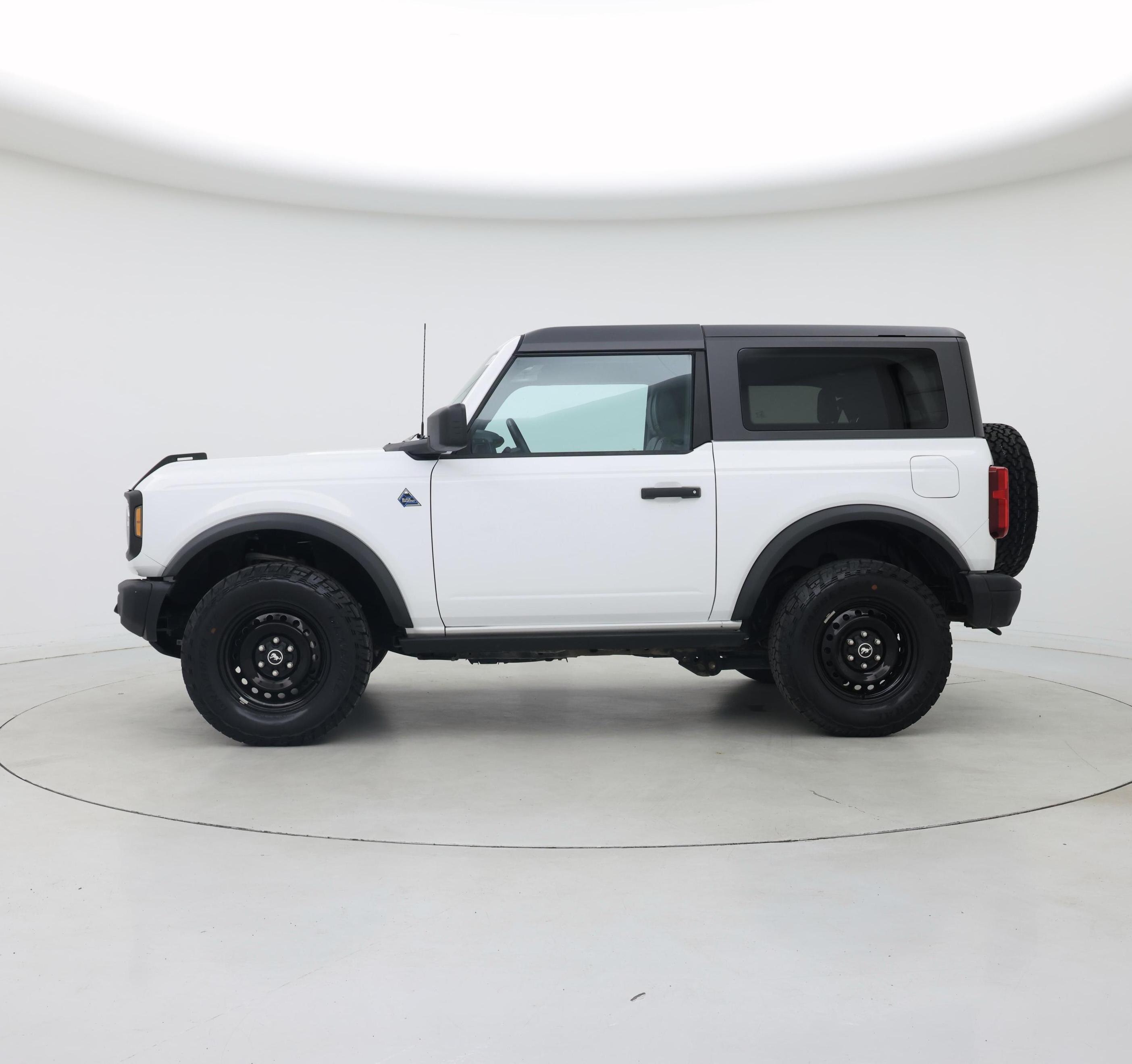Thumbnail: 2022 Ford Bronco - 3