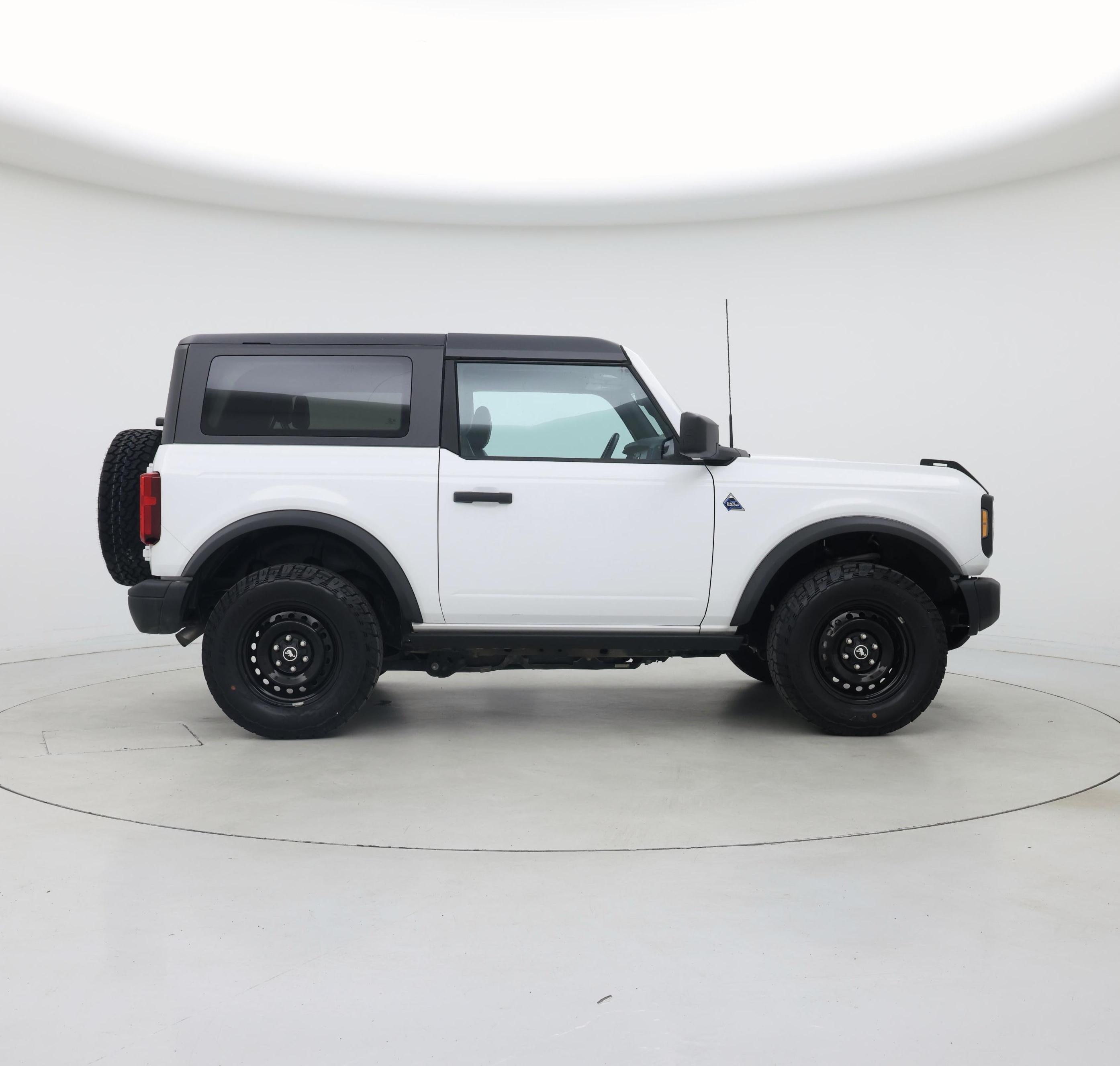 Thumbnail: 2022 Ford Bronco - 7