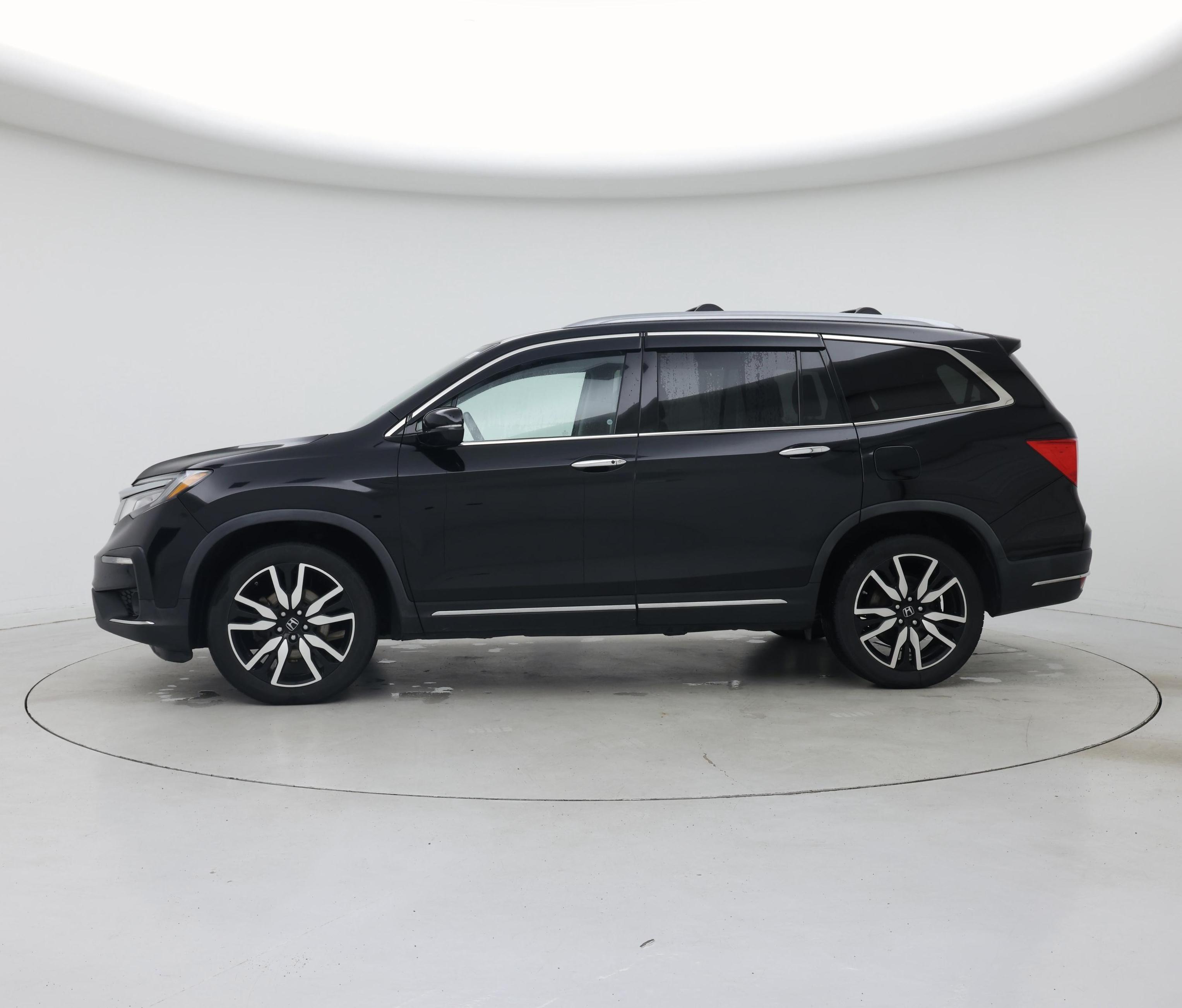 Thumbnail: 2019 Honda Pilot - 3