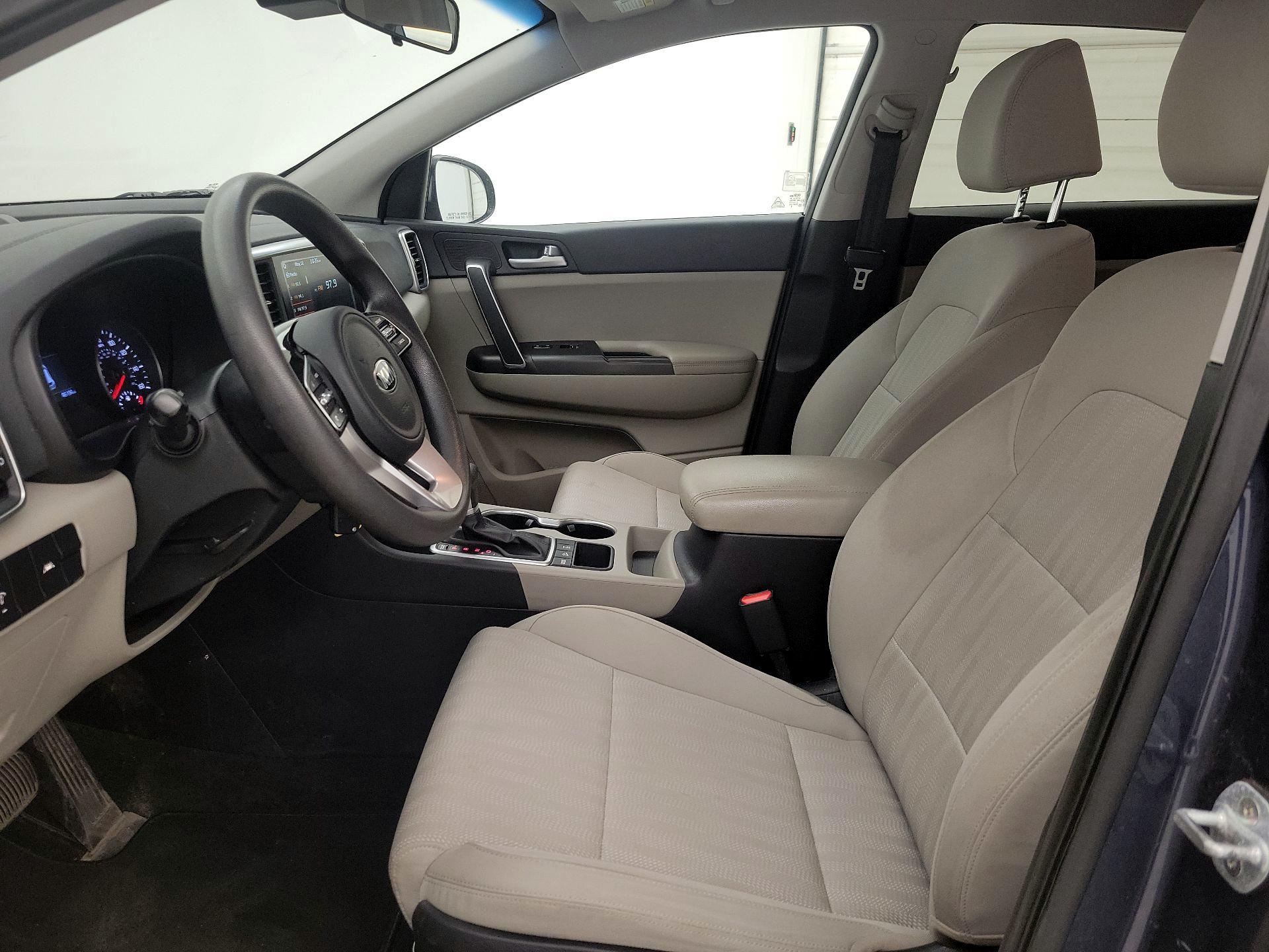 Thumbnail: 2020 Kia Sportage - 11