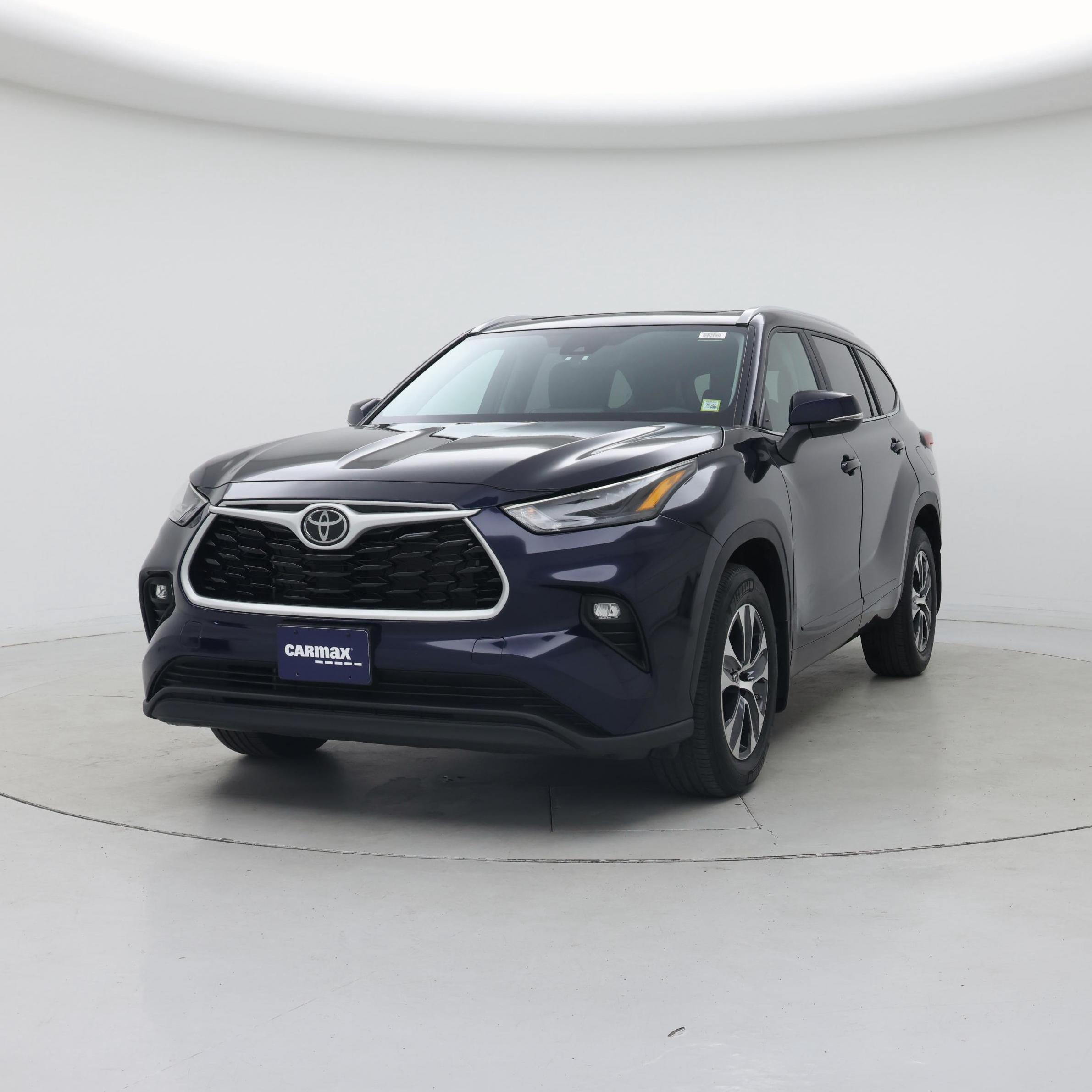 Thumbnail: 2023 Toyota Highlander - 4
