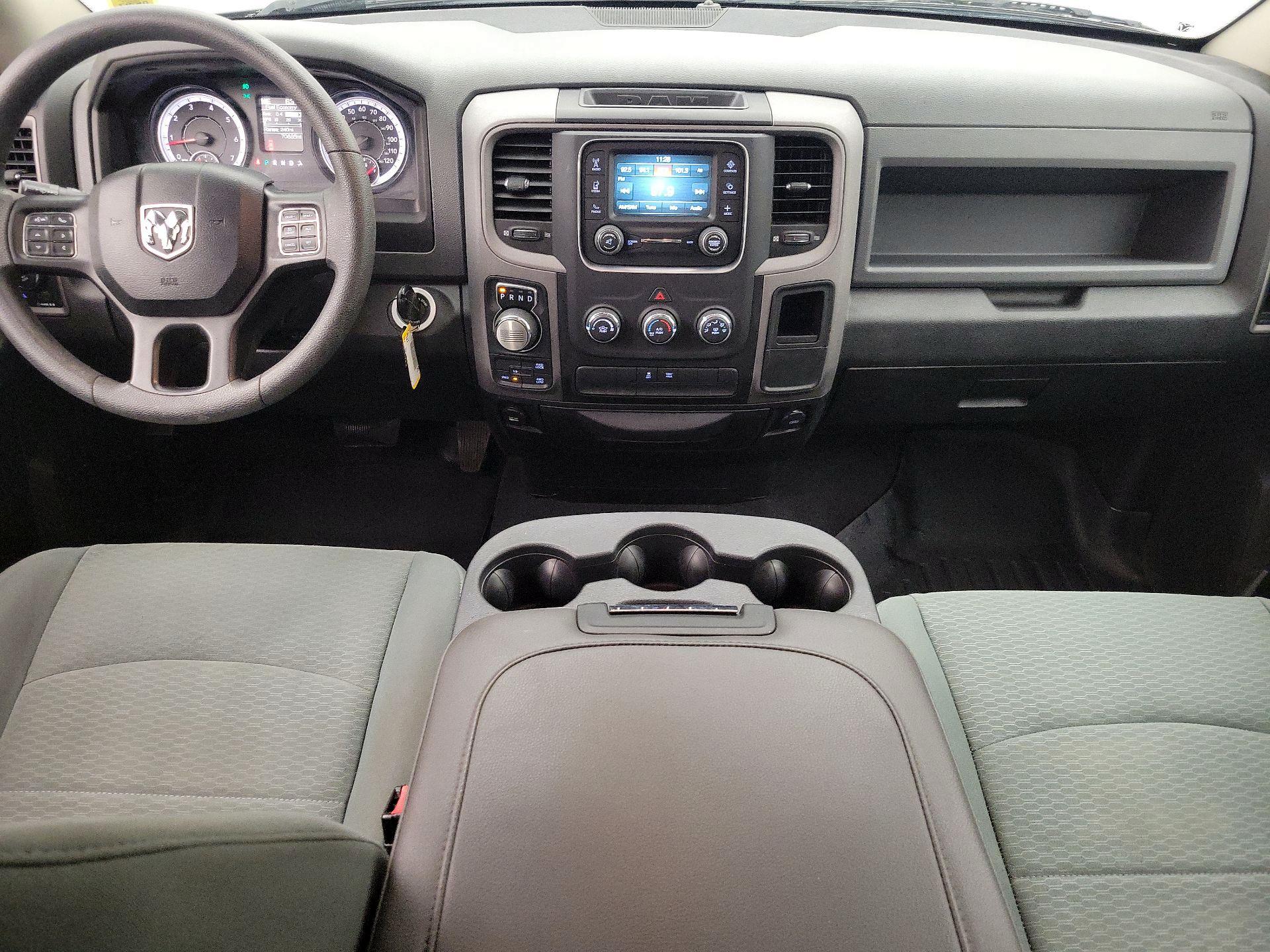 Thumbnail: 2019 RAM 1500 Classic - 9