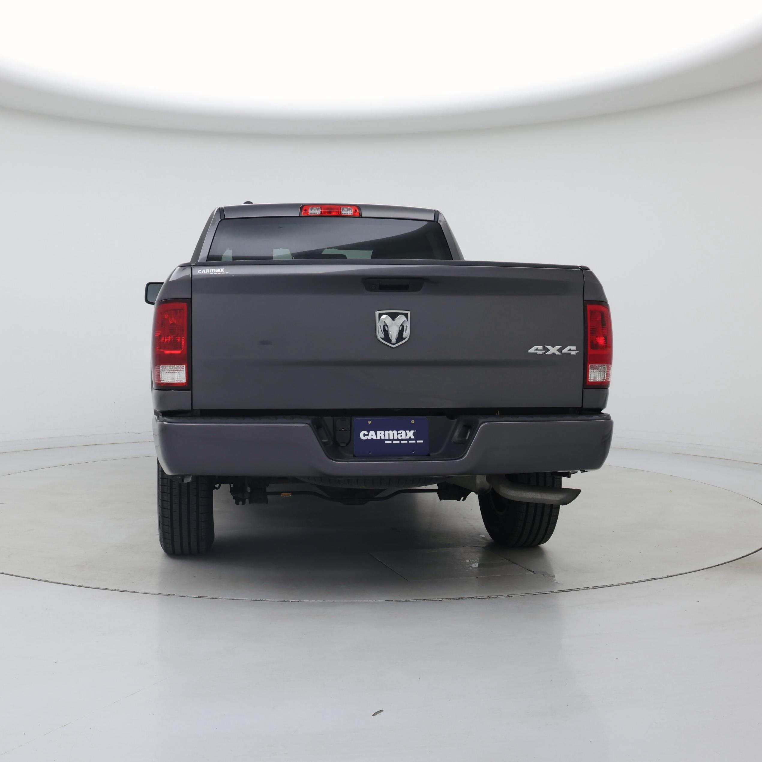 Thumbnail: 2019 RAM 1500 Classic - 6