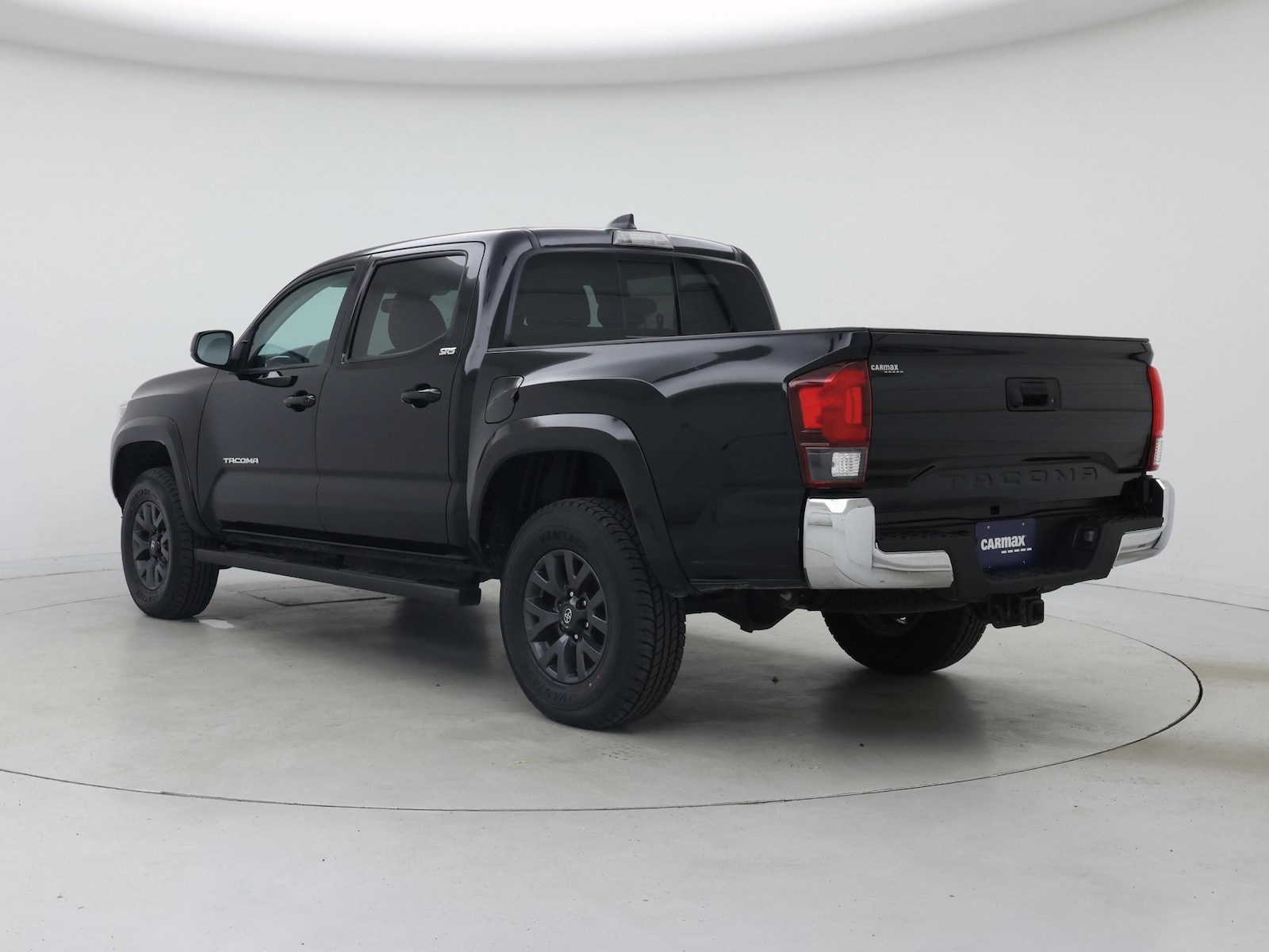 2023 Toyota Tacoma SR5 - Photo 3