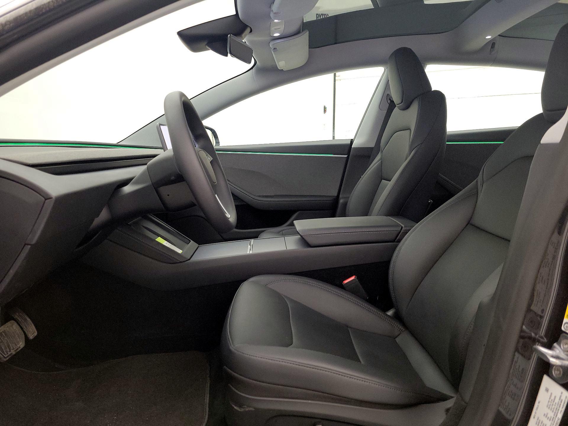 Thumbnail: 2025 Tesla Model 3 - 11