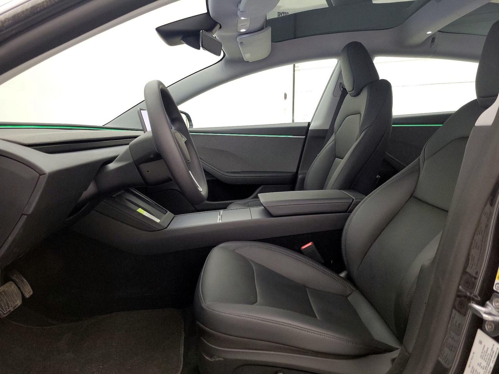 2025 Tesla Model 3 Long Range - Photo 12