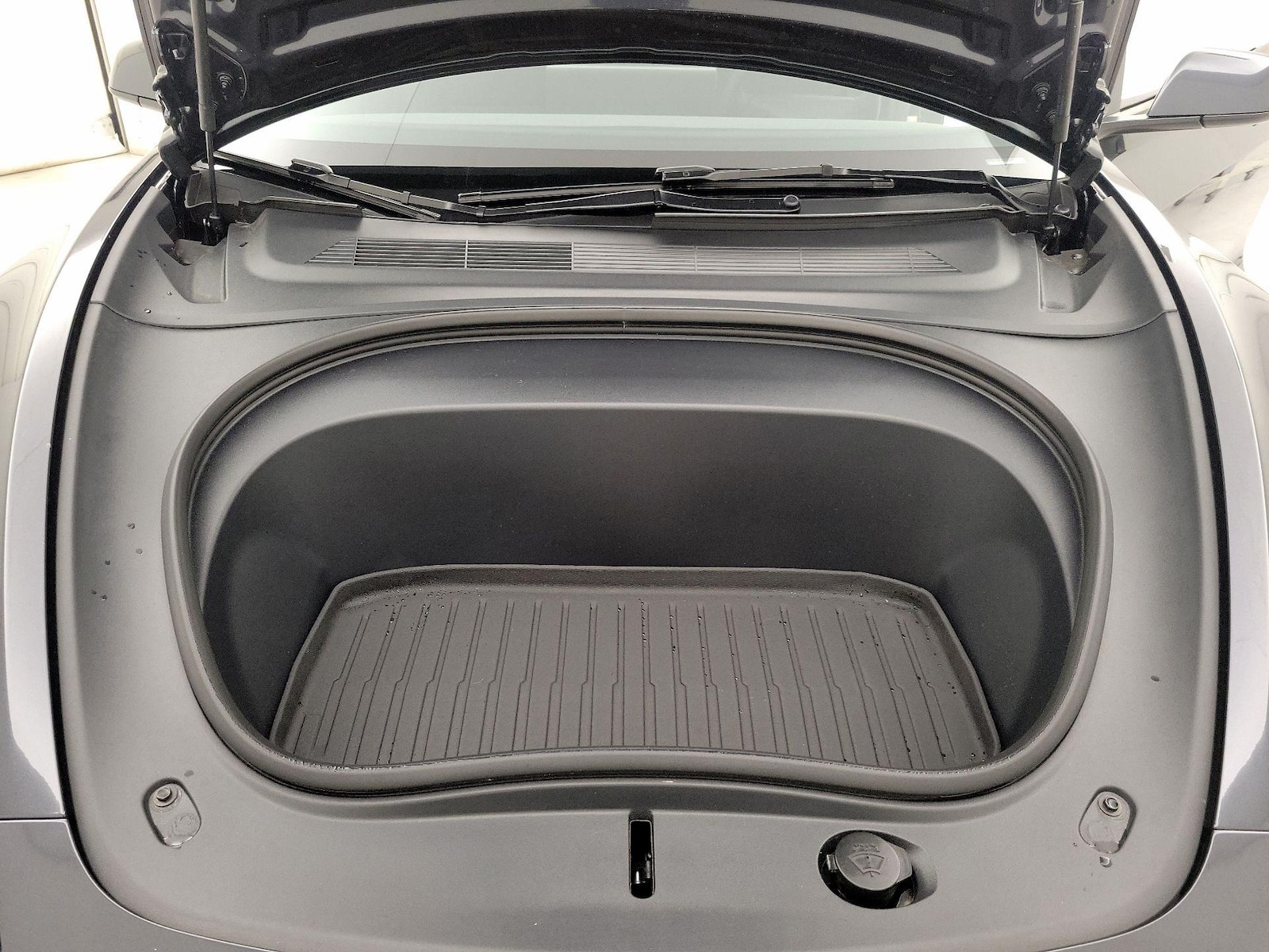 2025 Tesla Model 3 Long Range - Photo 22