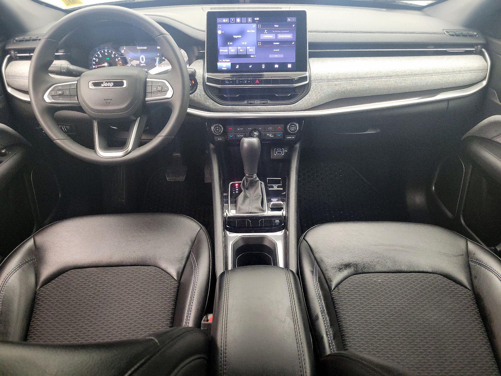 Thumbnail: 2023 Jeep Compass - 9