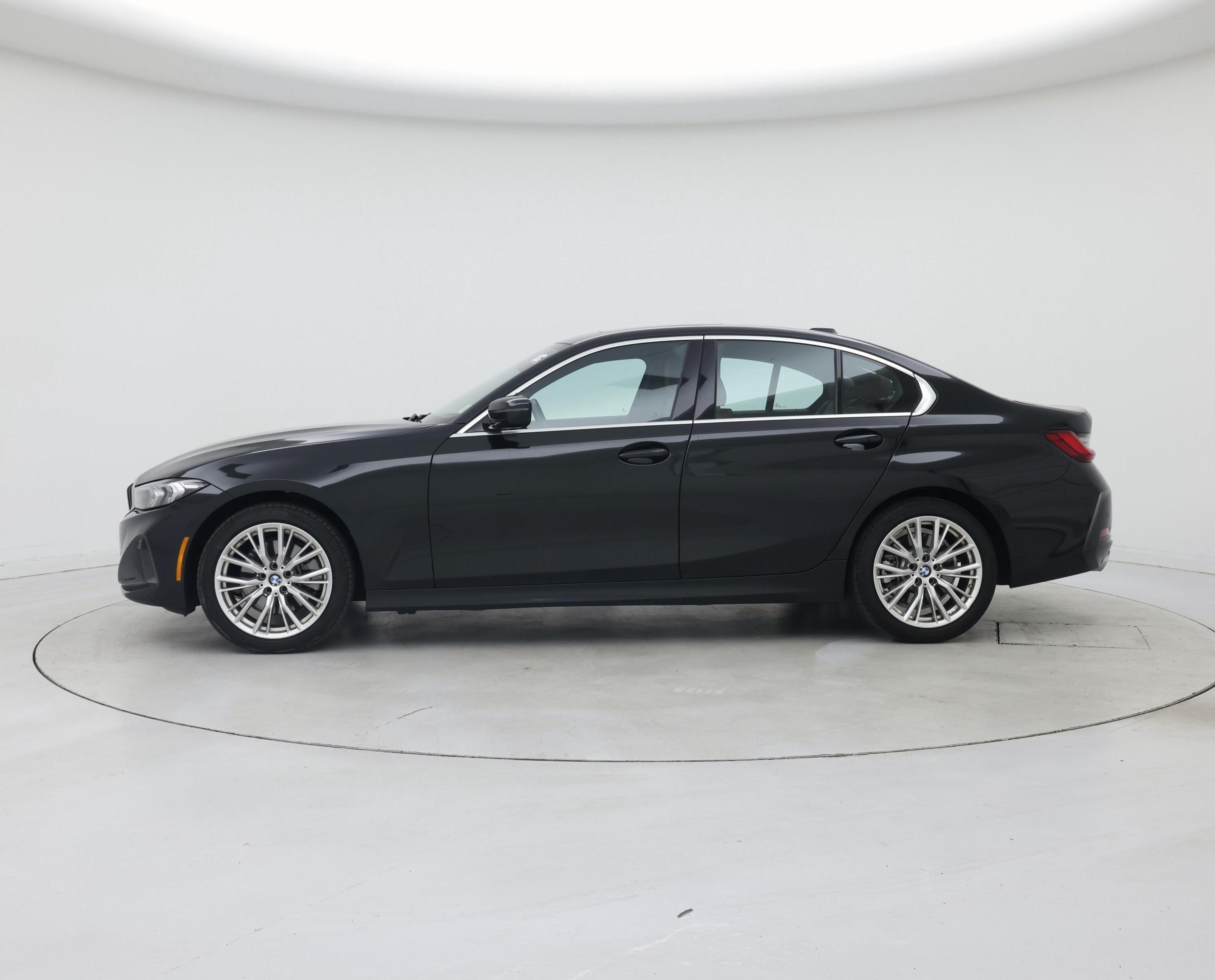 Thumbnail: 2024 BMW 3 Series - 3
