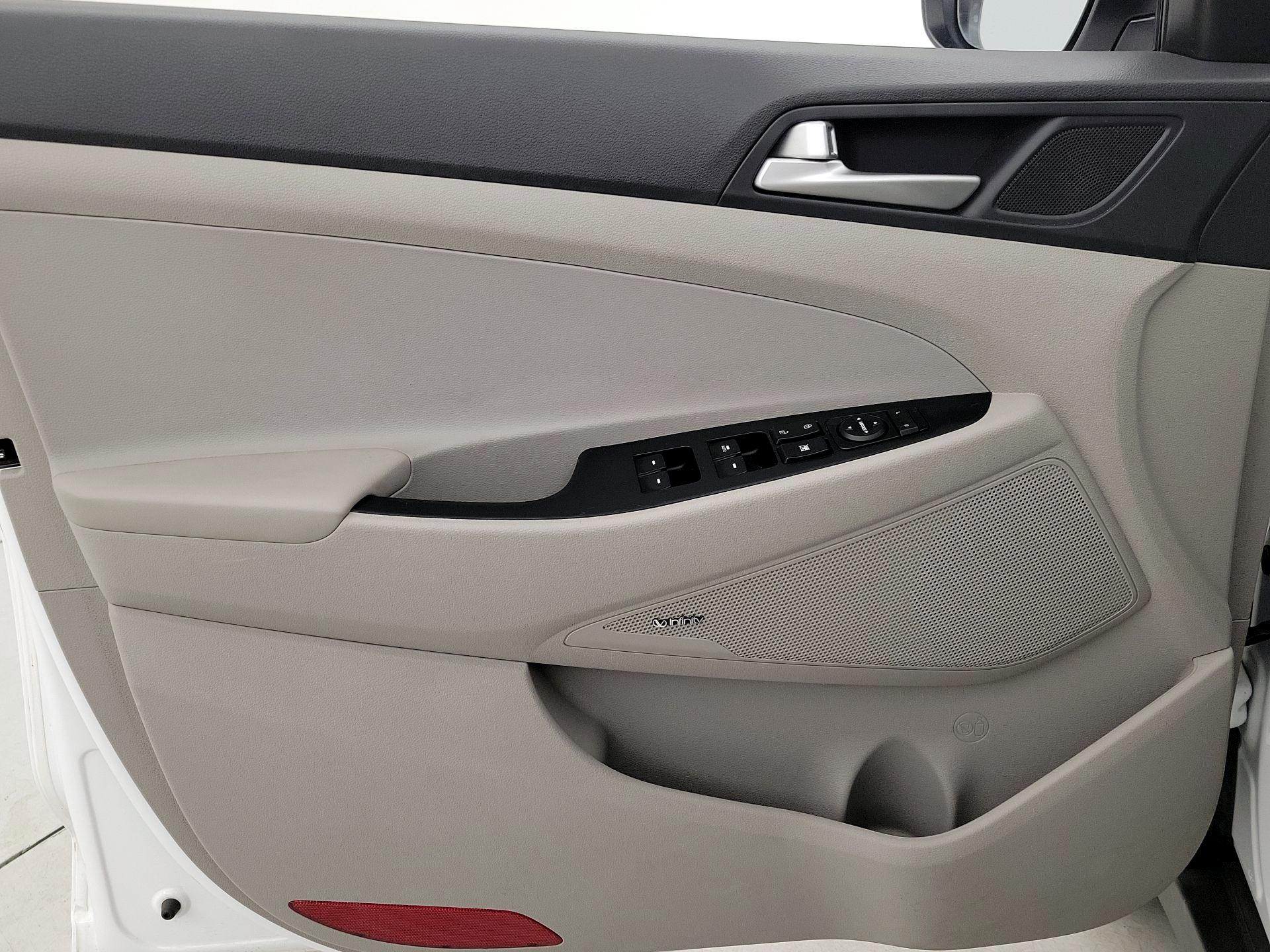 Thumbnail: 2021 Hyundai Tucson - 12