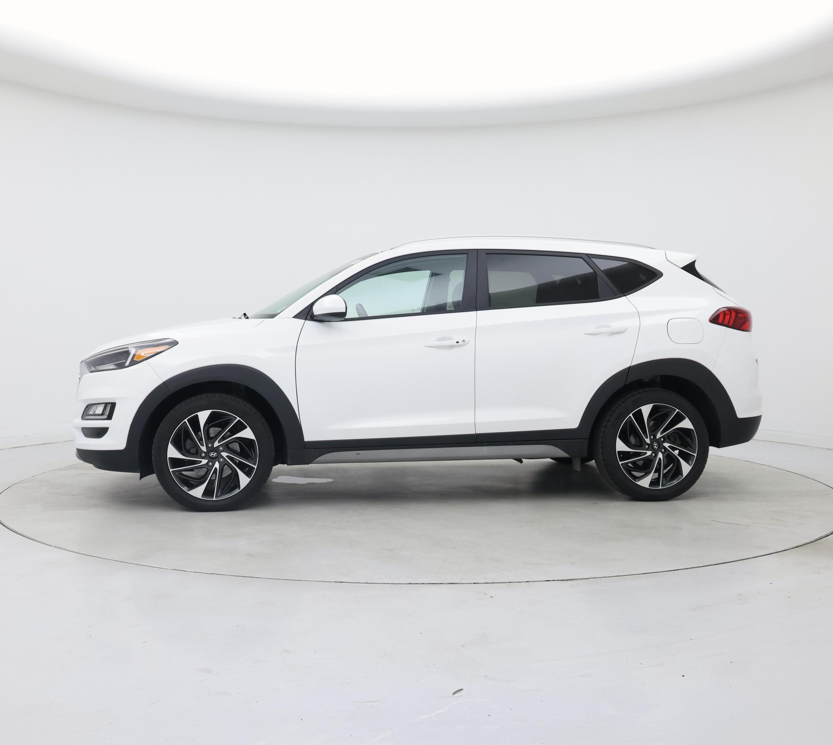 Thumbnail: 2021 Hyundai Tucson - 3