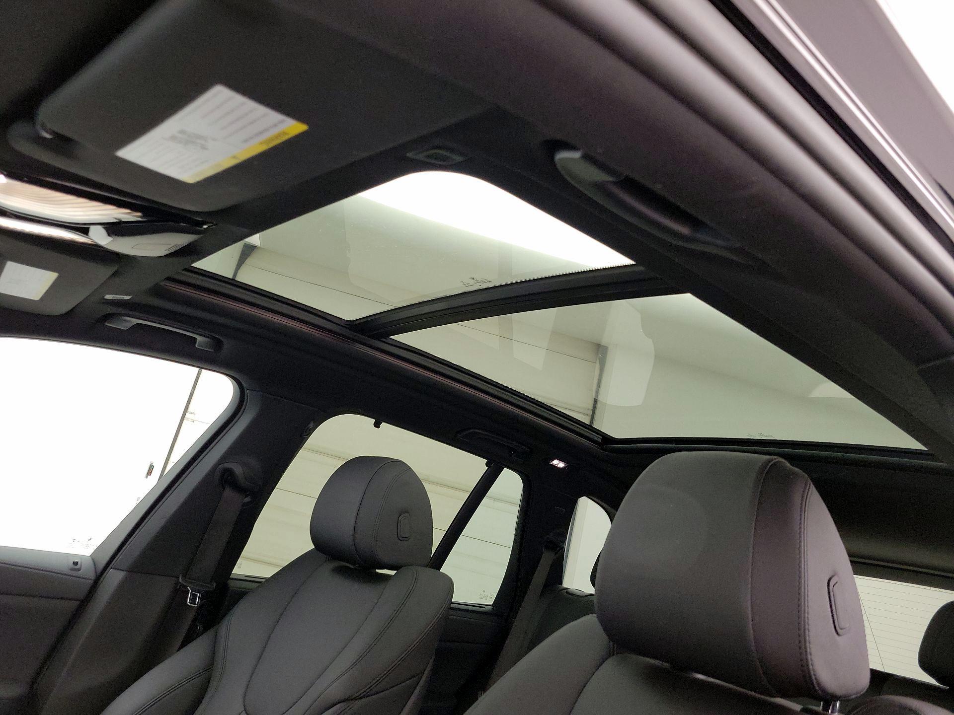 Thumbnail: 2021 BMW X5 - 20