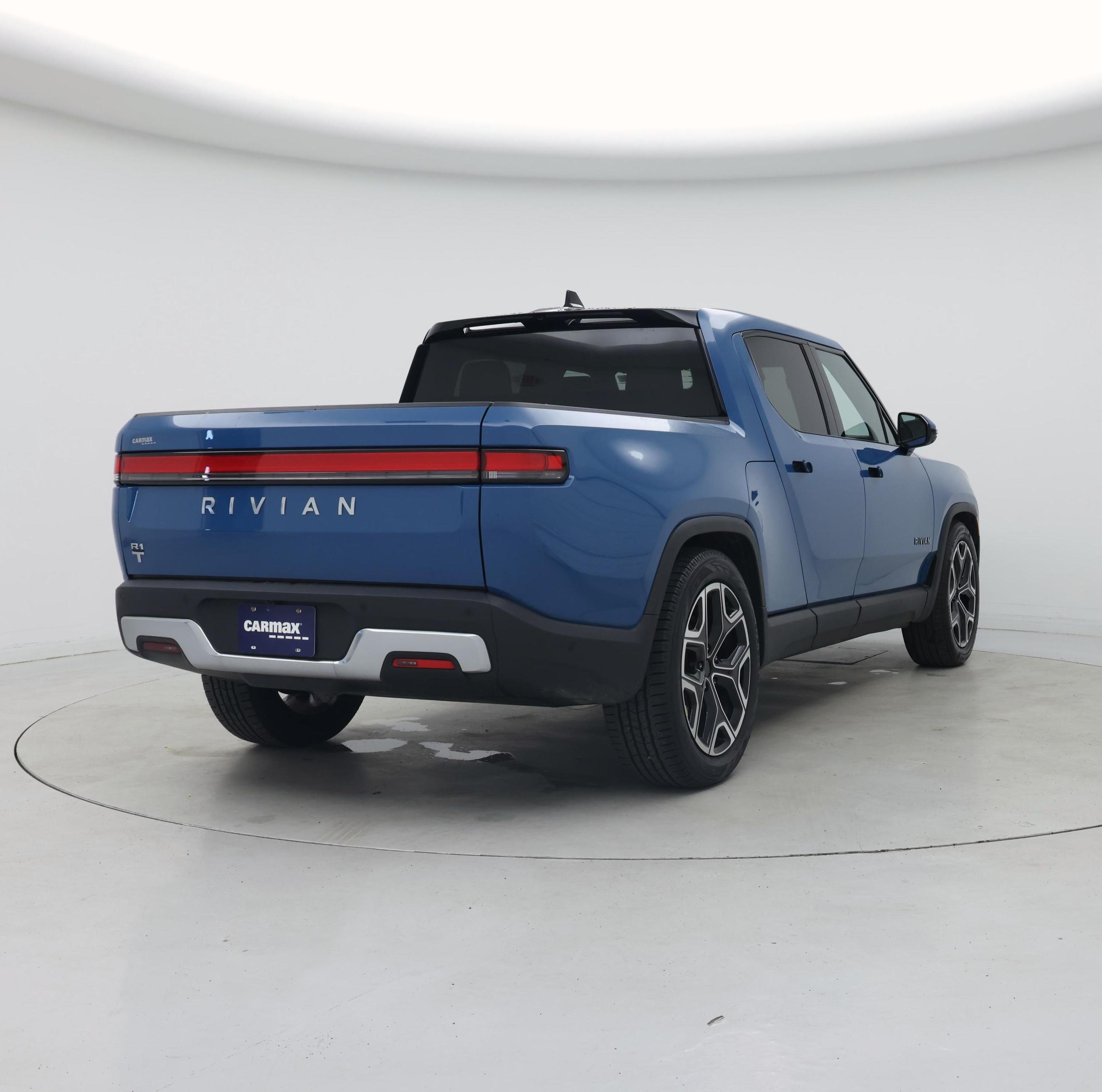 Thumbnail: 2025 Rivian R1T - 8