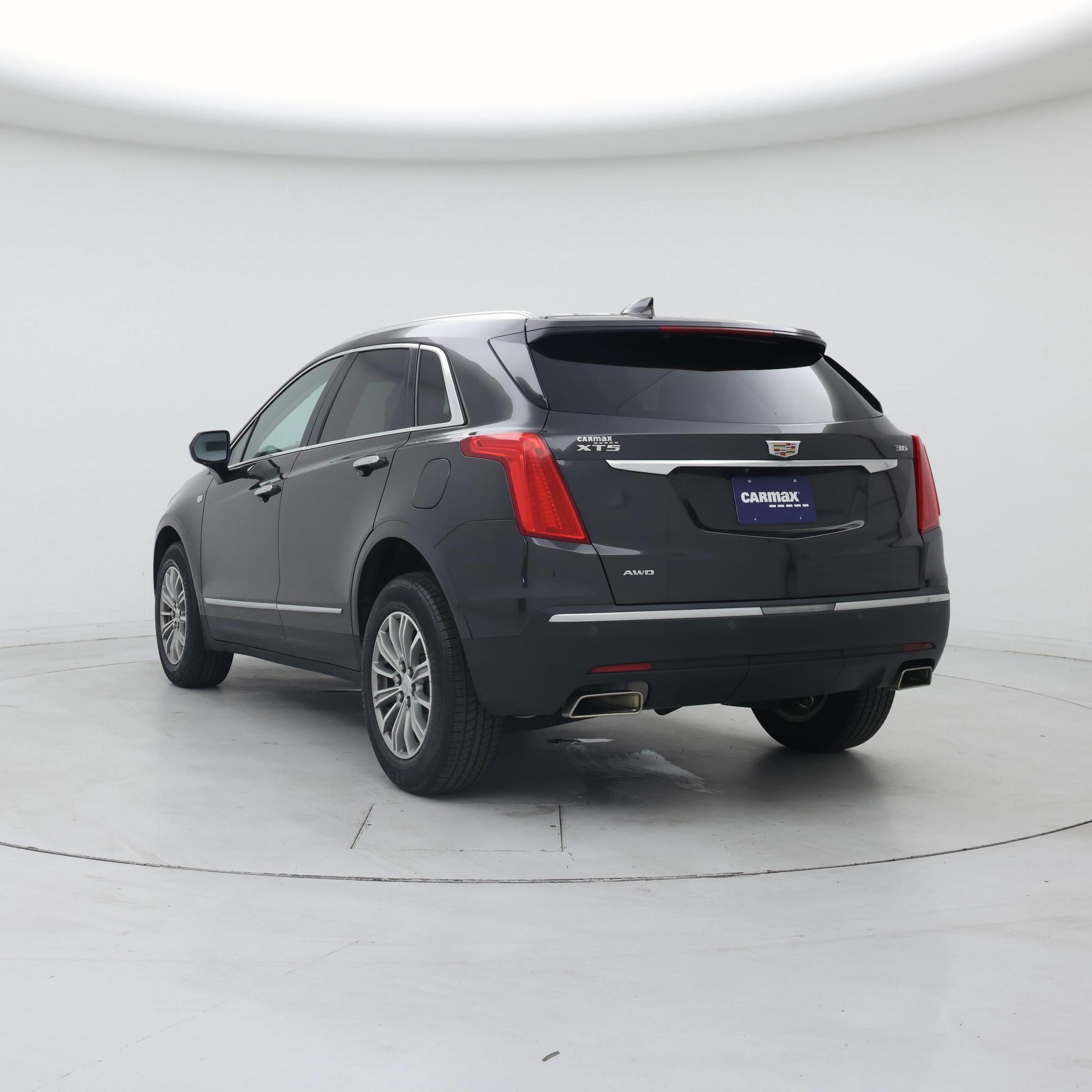 Thumbnail: 2019 Cadillac XT5 - 2